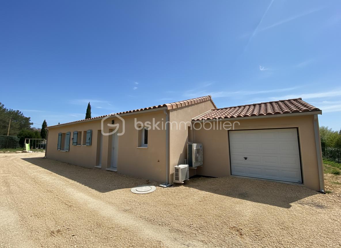 FACADE AVEC GARAGE.jpg