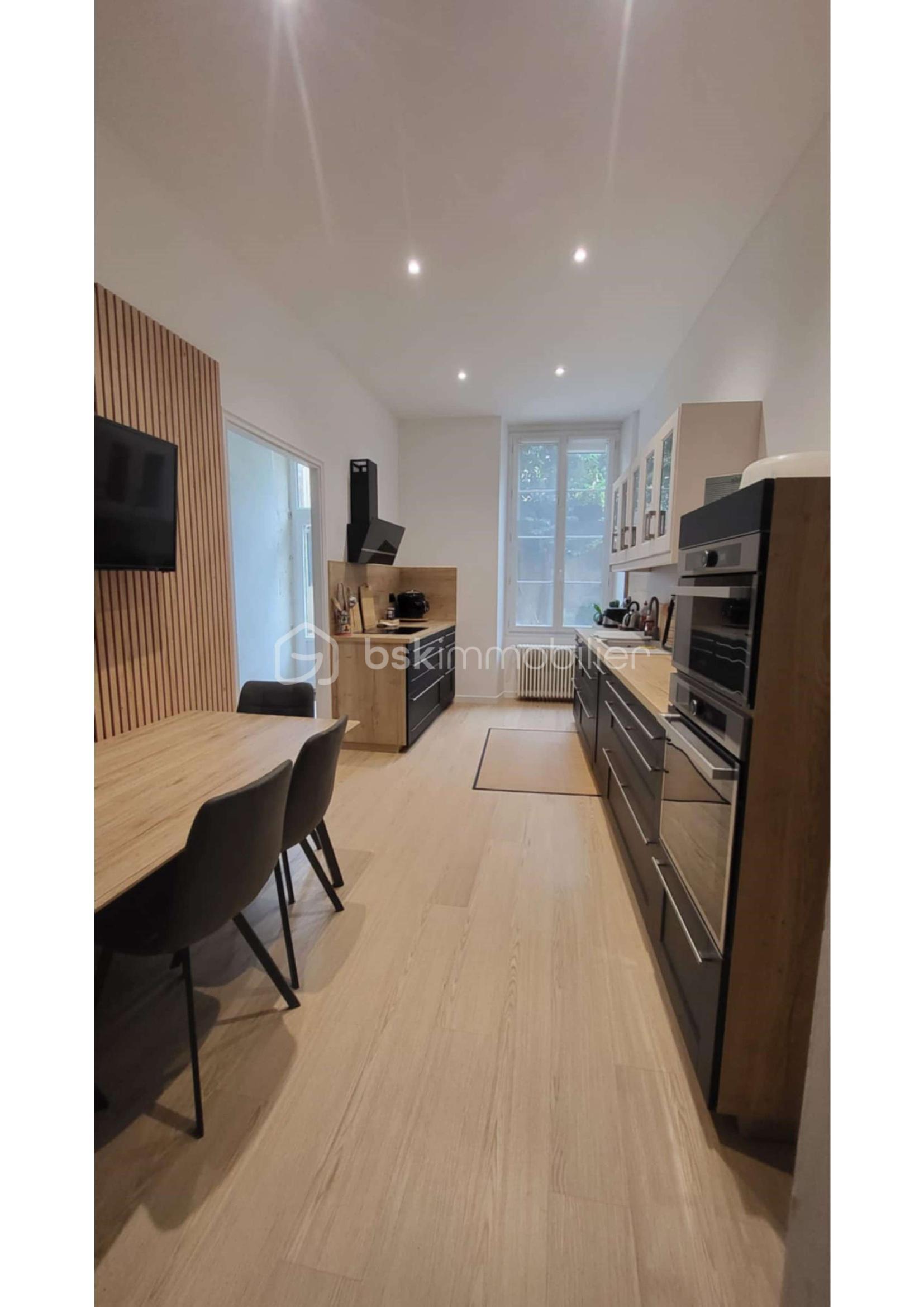 Maison de maitre de 260 m² - cuisine 1_1.jpg