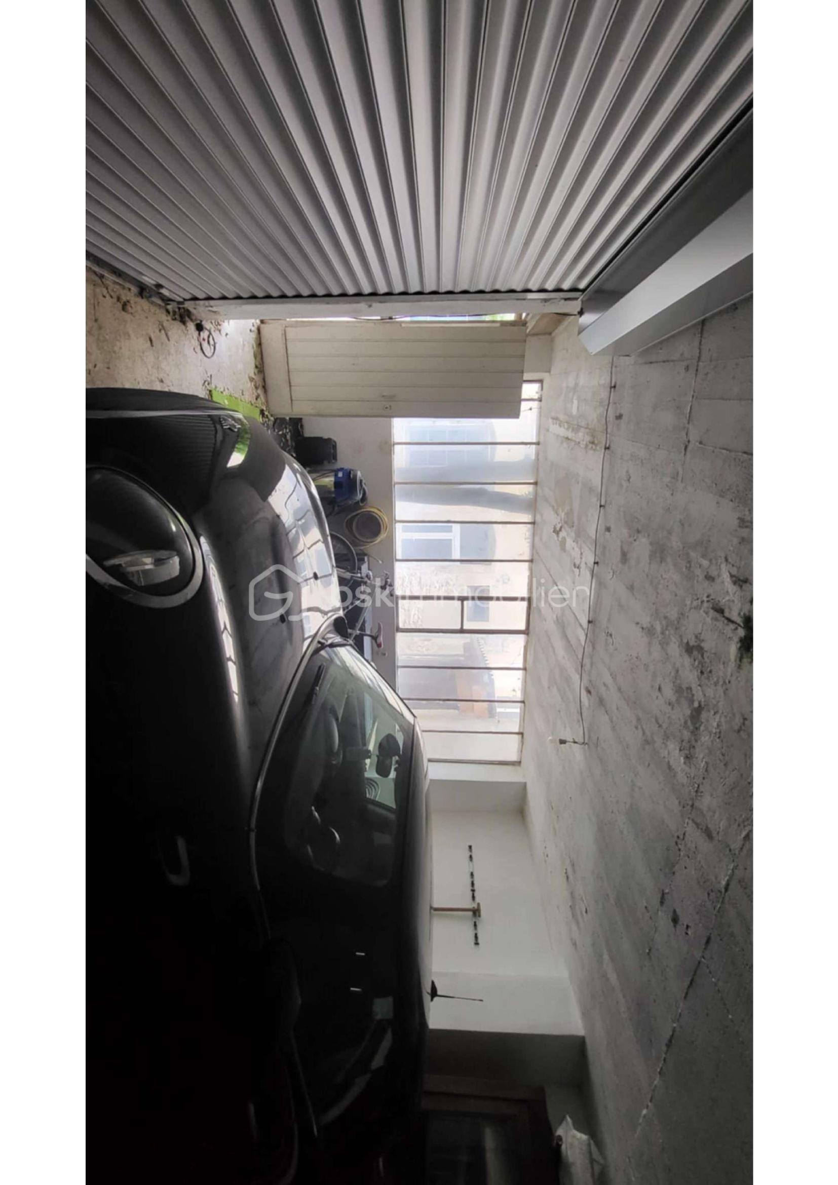 Maison de maitre de 260 m² - garage_1.jpg