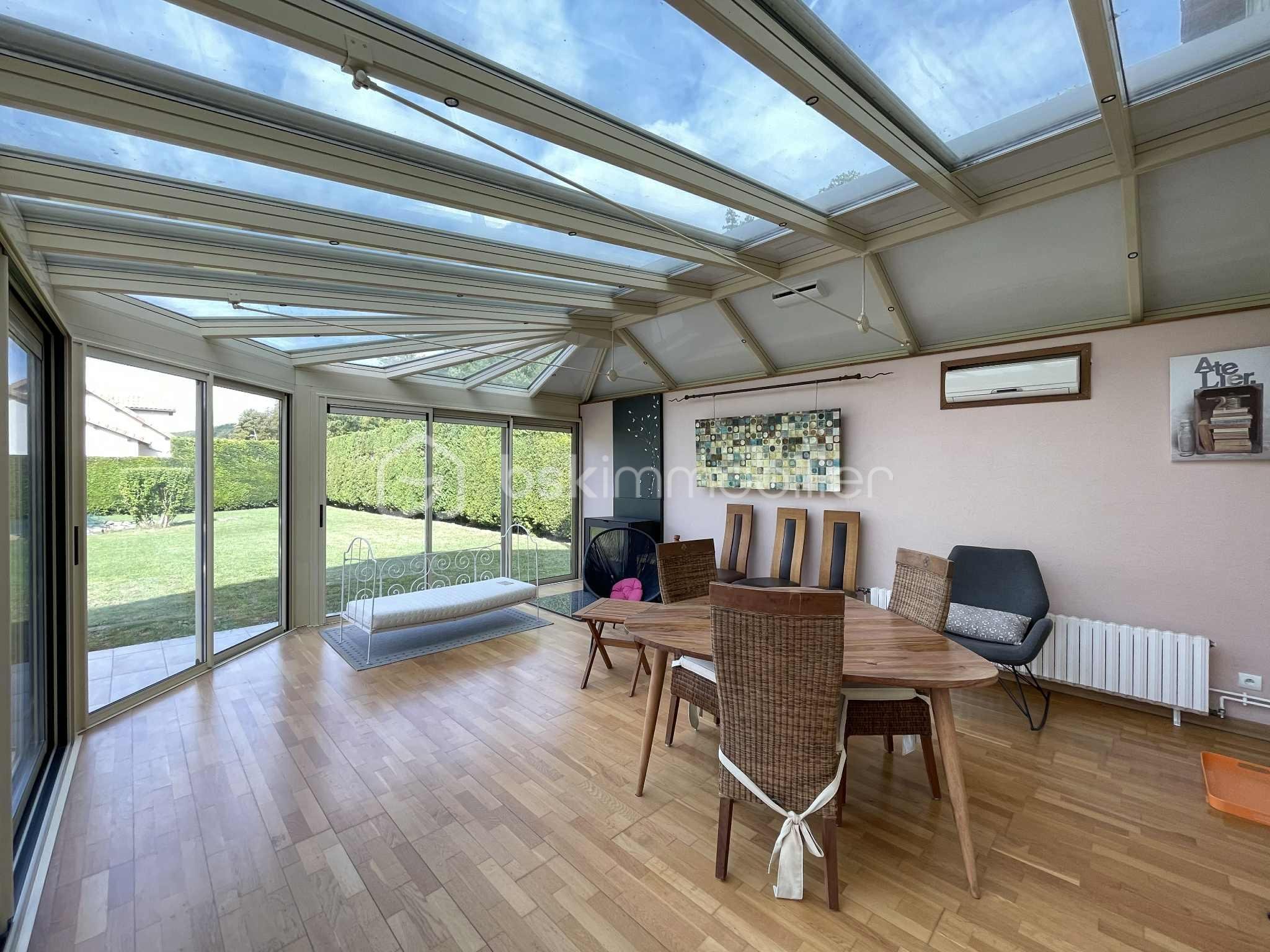 Maison de 225 m² - véranda.jfif
