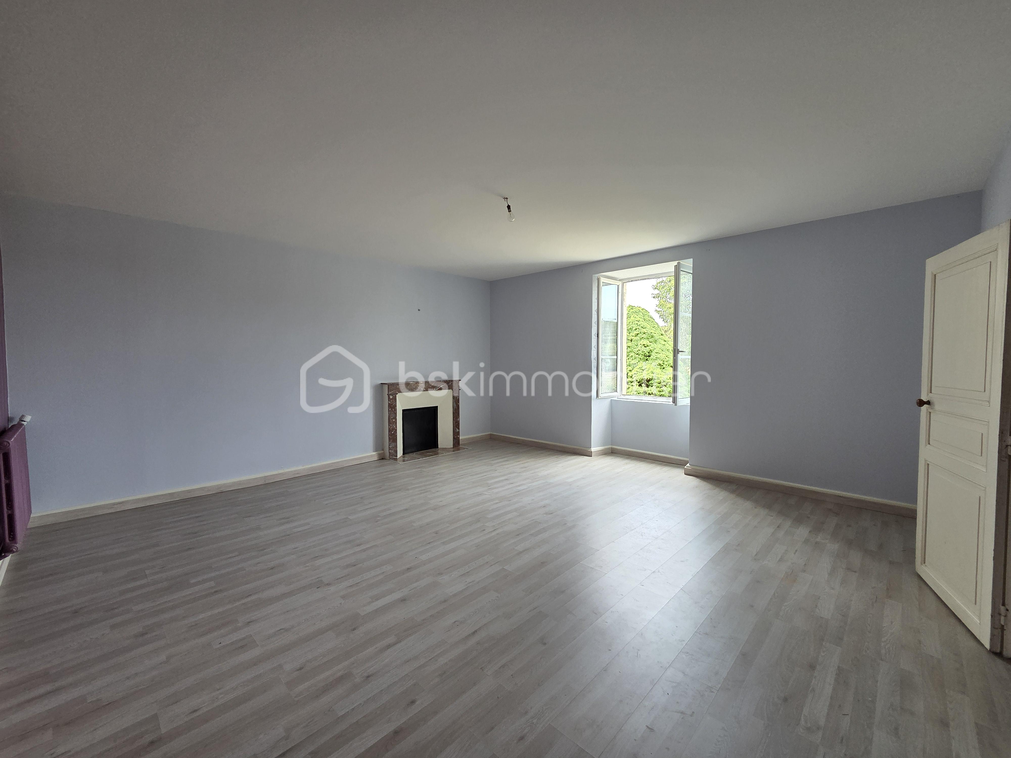 Maison de maitre de 210 m² - chambre 1.jpg