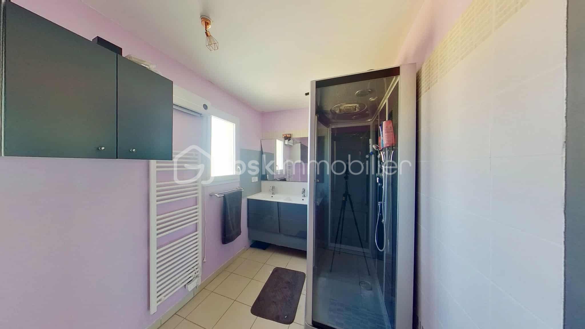 Maison de 95 m² - 870a2d54-a0b5-4c3b-9cb5-92fb23745e02.jpg