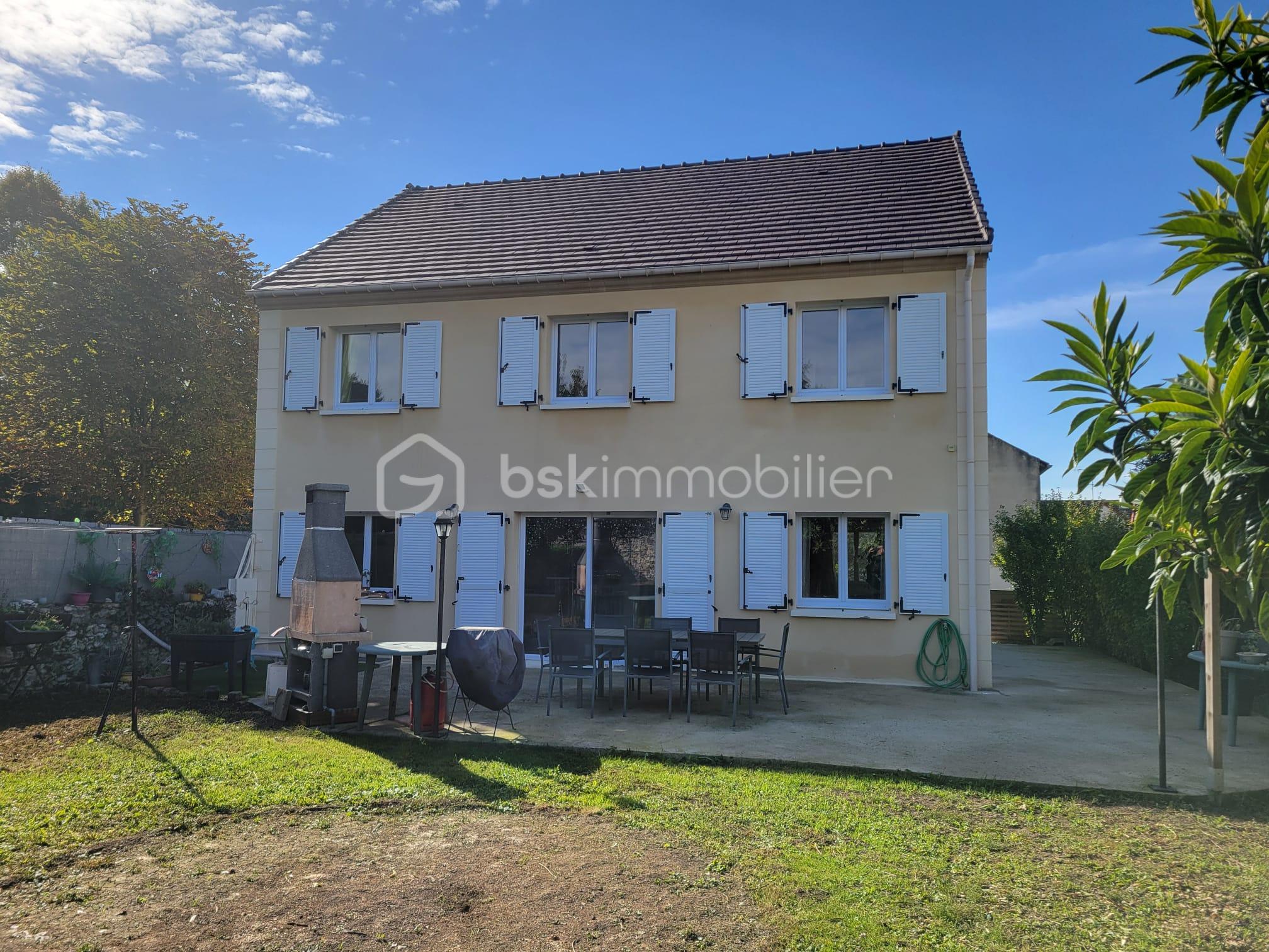 Pavillon de 168 m² - façade arrière.jpg
