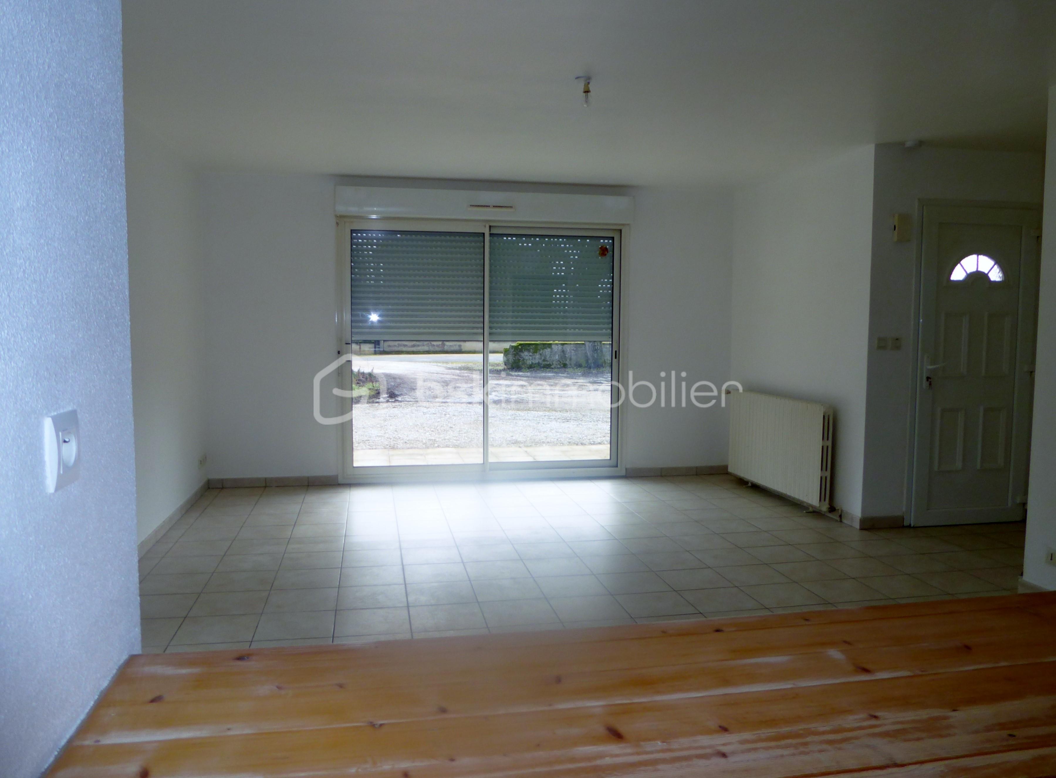 Corps de ferme de 370 m² - 28D (2).JPG