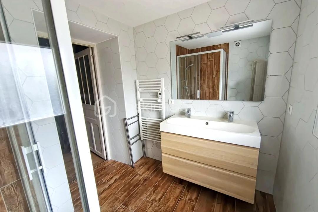 Maison de 95 m² - hoqi-3fb0bfe2284749348fd4775f6b76cd41.jpg