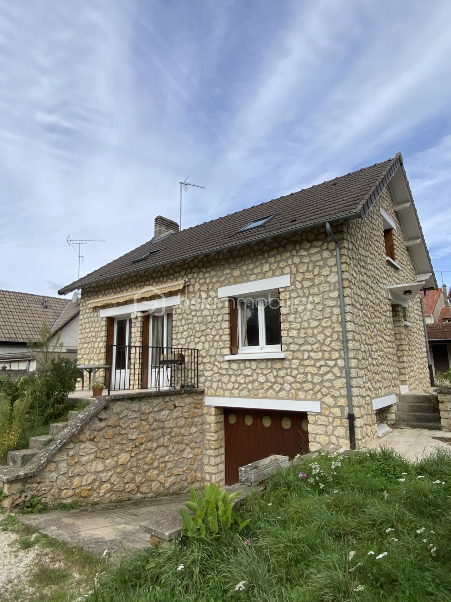 Maison traditionnelle de 100 m² - thumbnail_IMG_8745-1.jpg