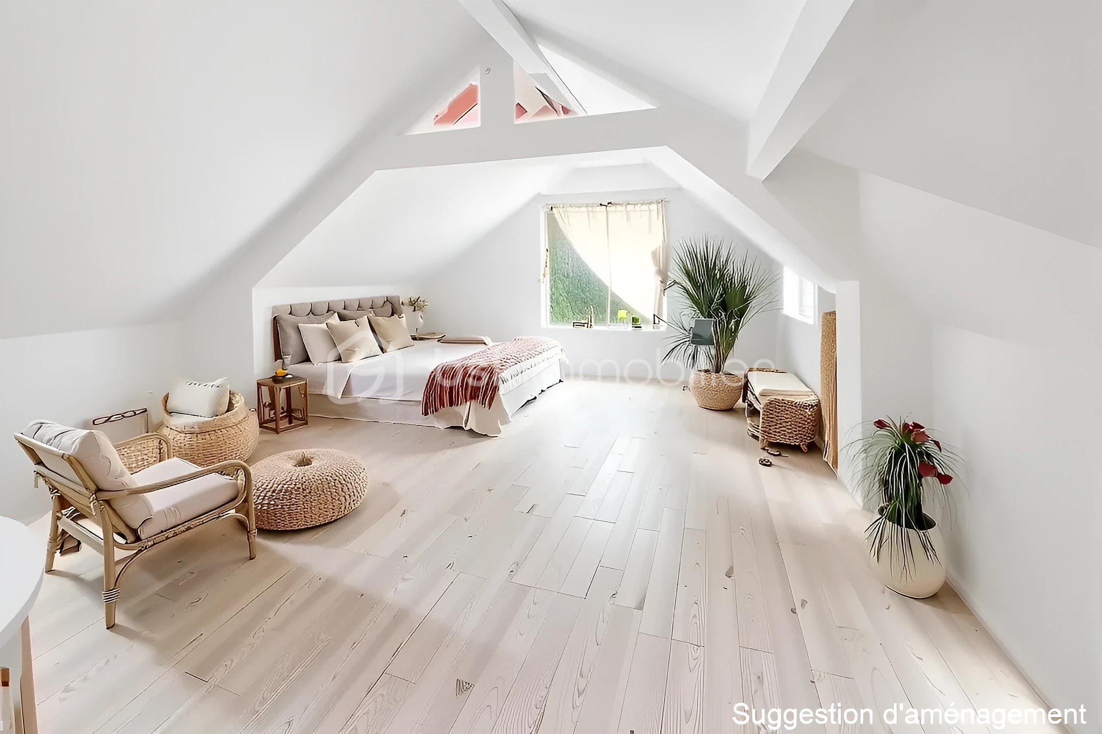 Propriete de 200 m² - DUISANS JF CH 4 CHARPENTE BL OKOK.jpg