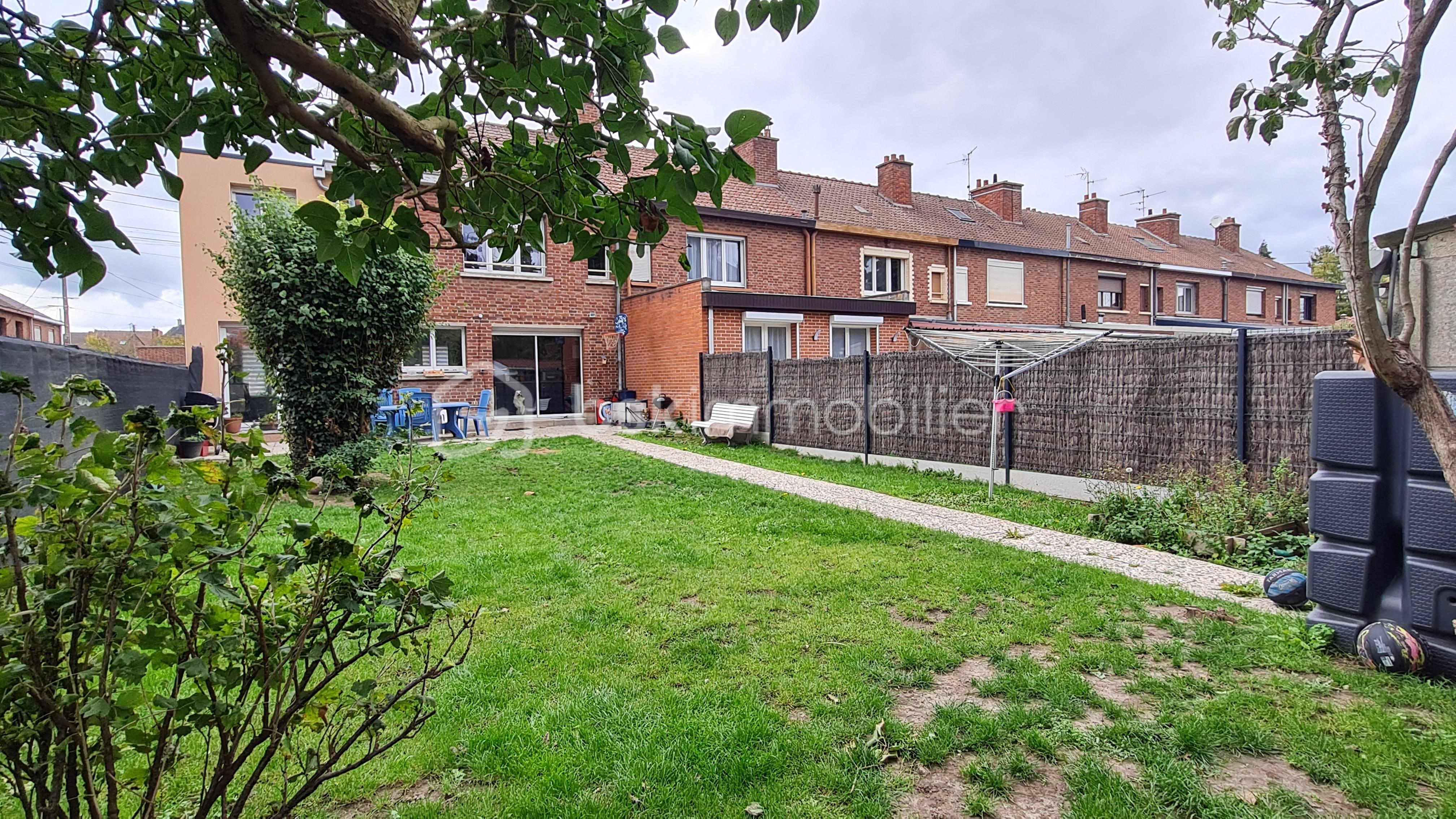 Maison traditionnelle de 105 m² - 20251008_132836.jpg