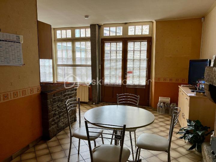 Maison de 150 m² - IMG-20250918-WA0027_cleanup(1).jpg