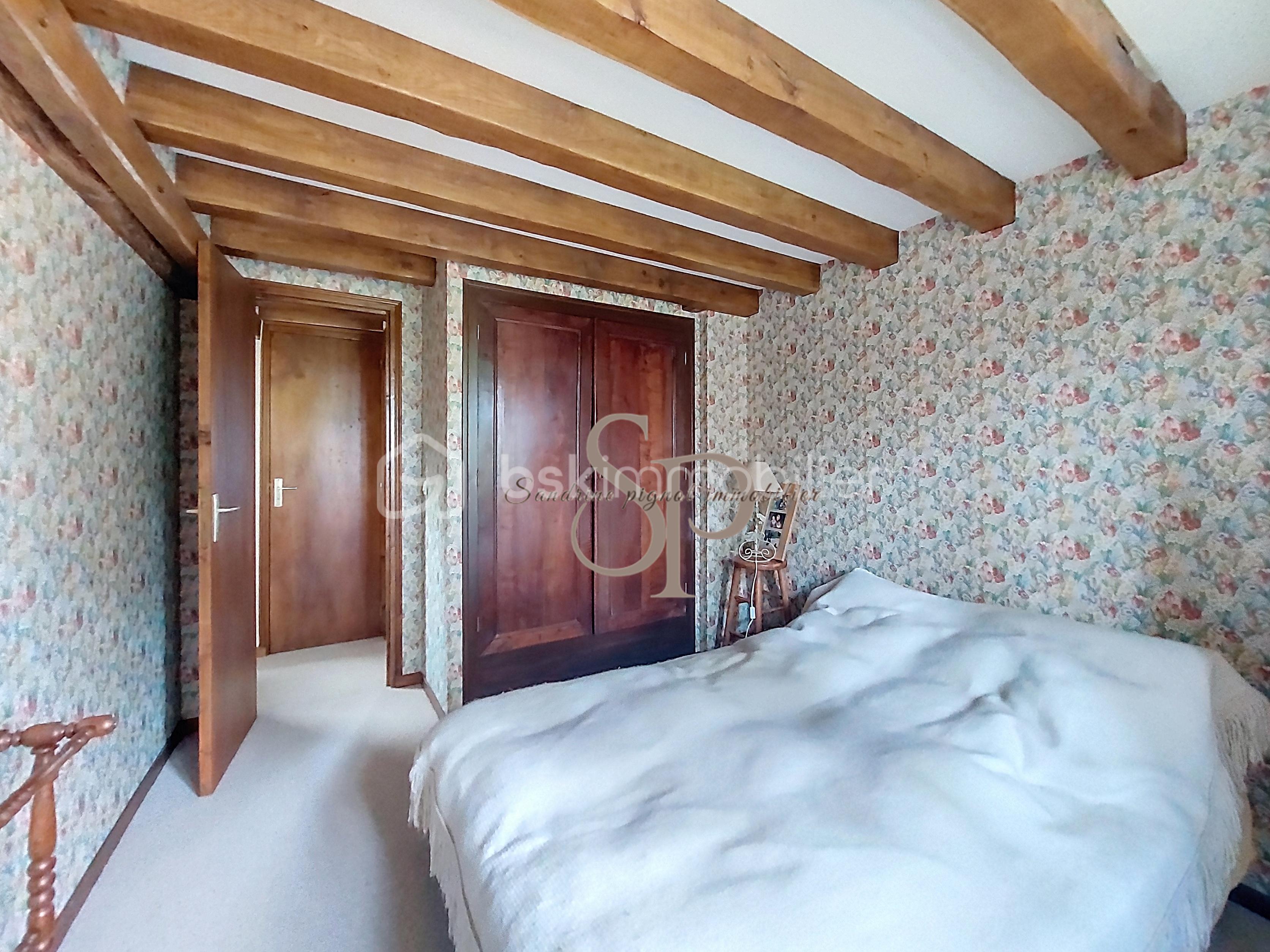 Maison ancienne de 141 m² - le-grand-creilly_00021.jpg