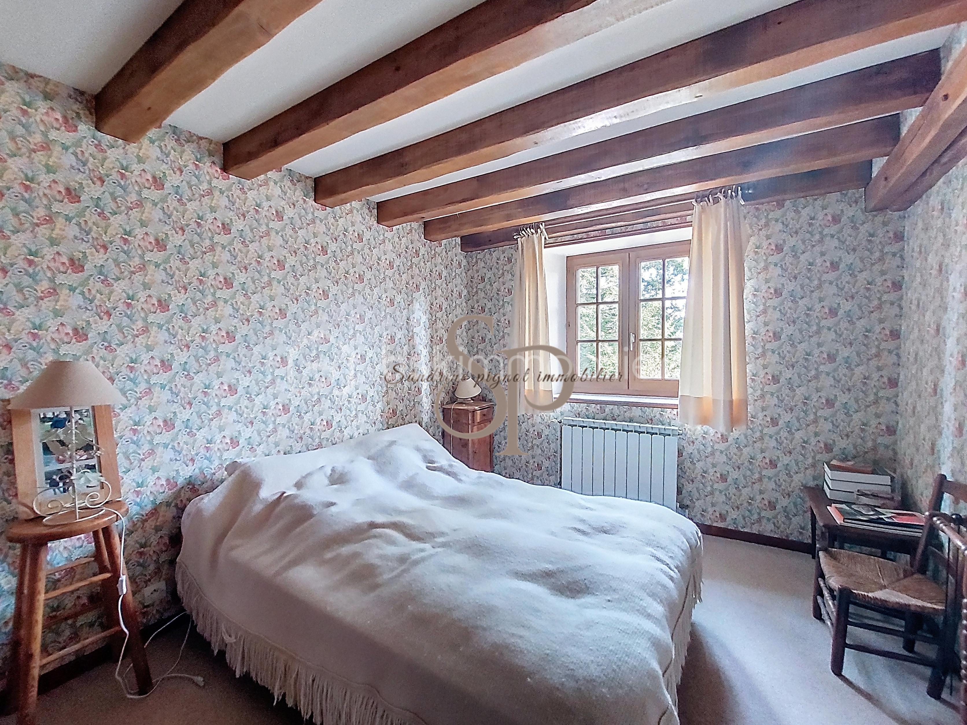 Maison ancienne de 141 m² - le-grand-creilly_00020.jpg