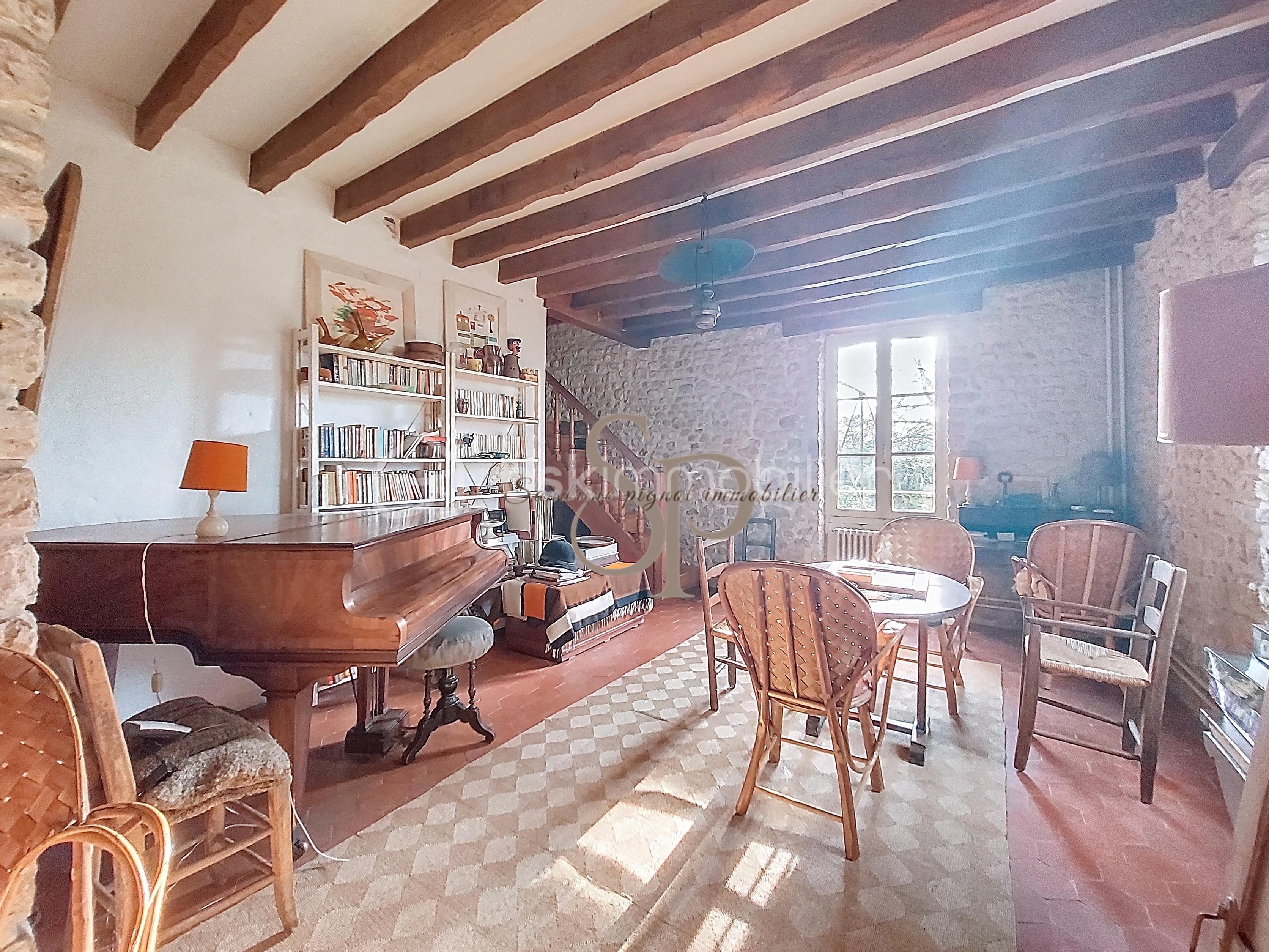 Maison ancienne de 141 m² - le-grand-creilly_00005.jpg