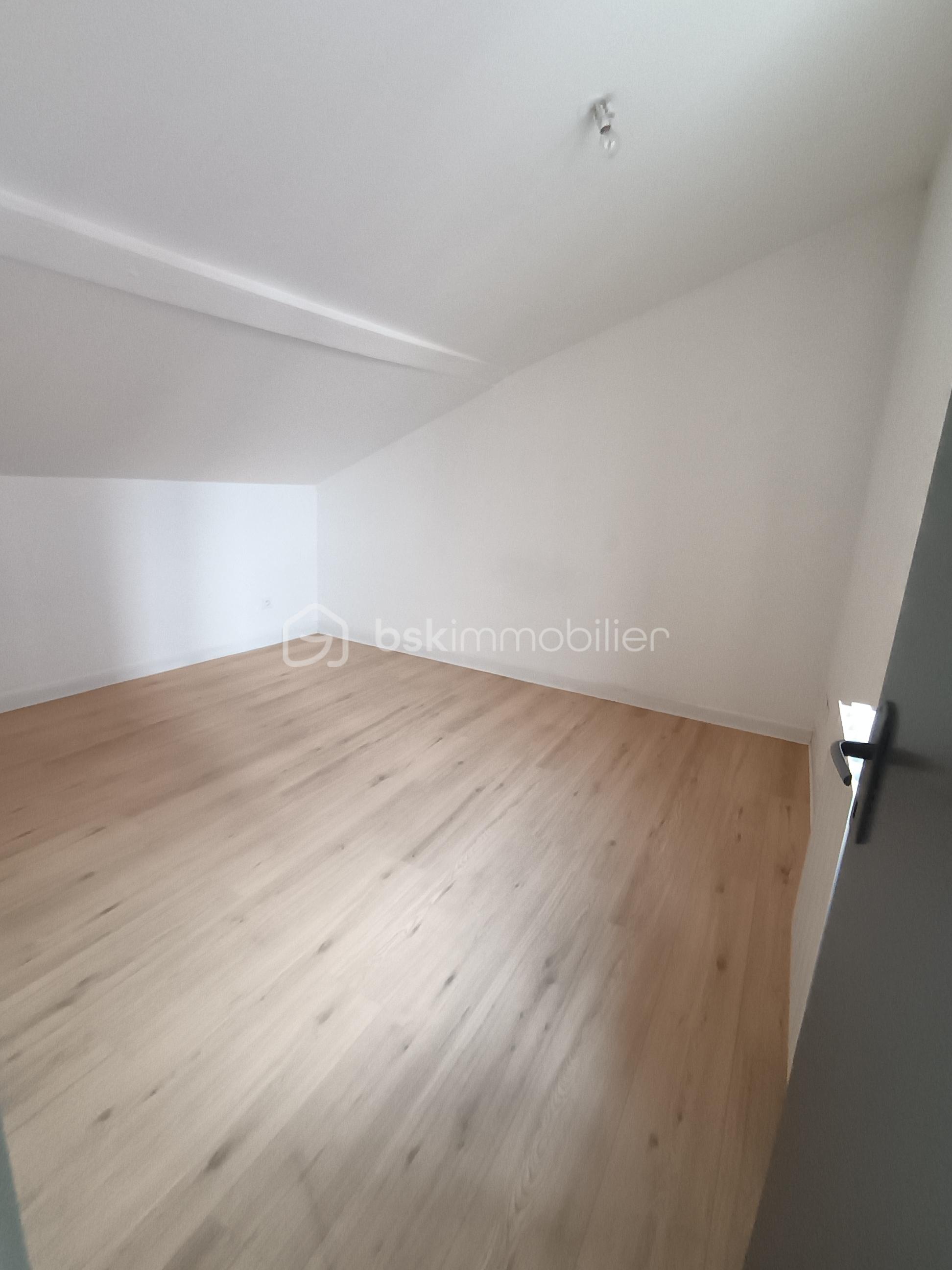 Immeuble mixte de 386 m² - IMG_20260116_103114.jpg