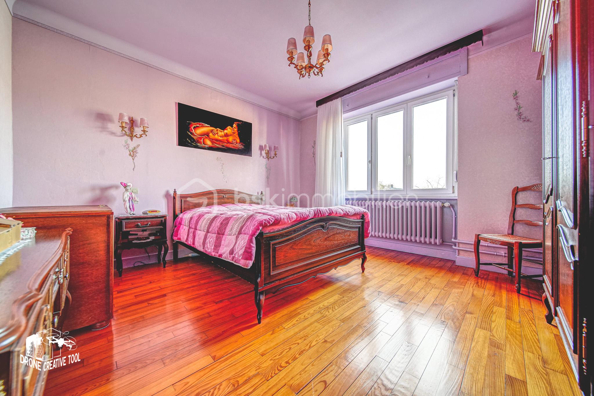 Maison de maitre de 113 m² - DSC03773_4_5_6_7.jpg