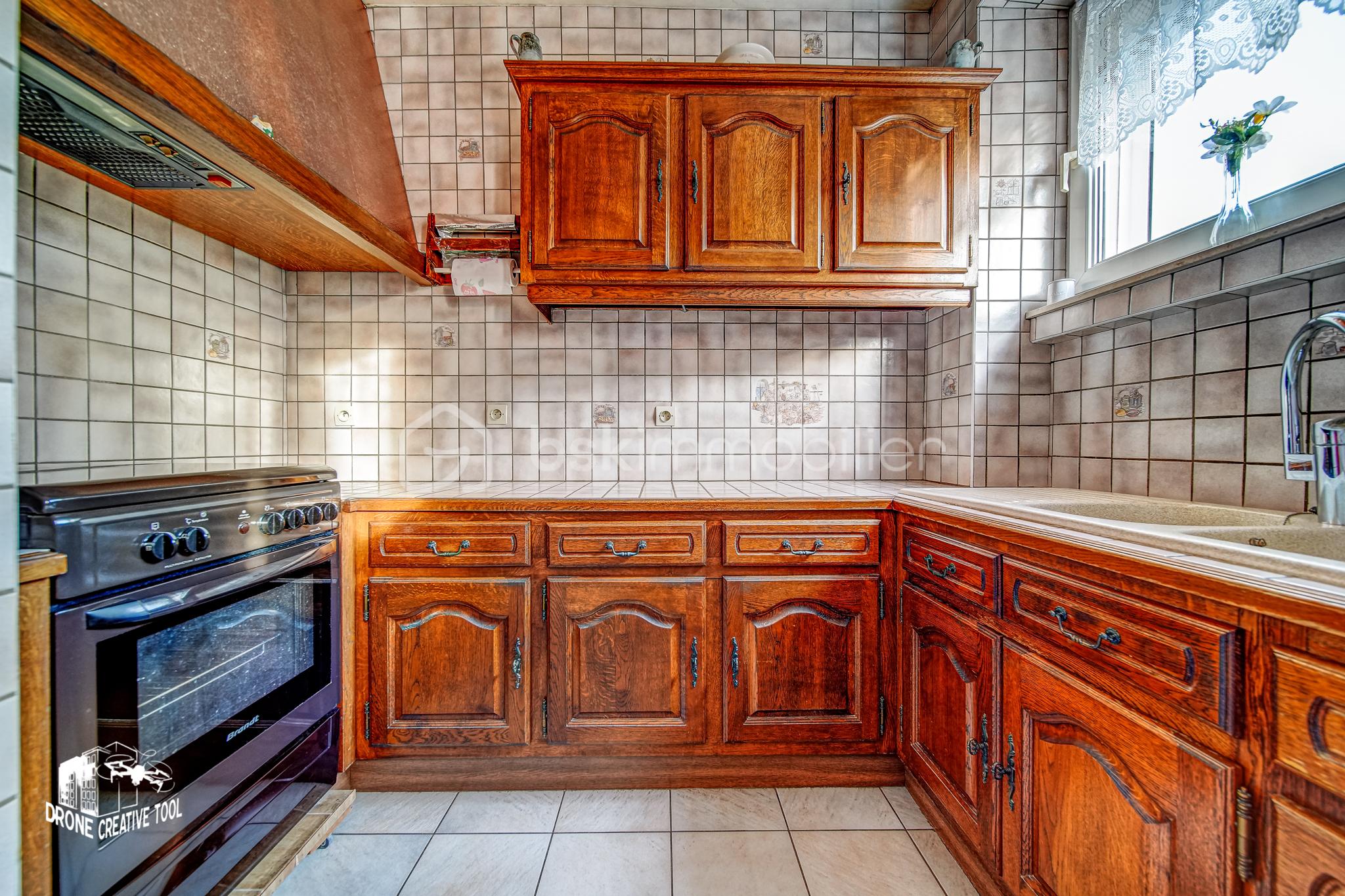 Maison de maitre de 113 m² - DSC03818_19_20_21_22.jpg