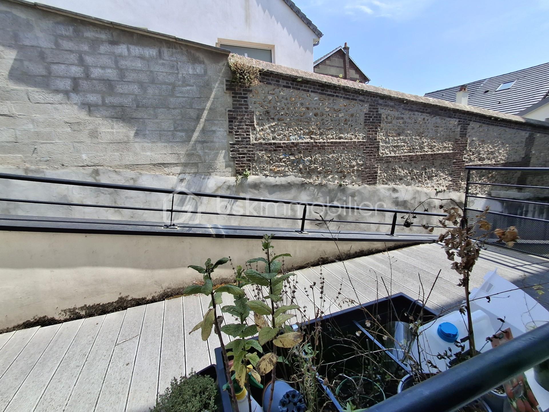 Appartement de 37 m² - Vue sur balcon paysage CL.jpg