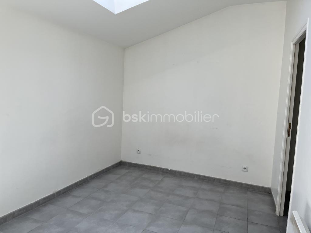 Immeuble mixte de 140 m² - Image_Fiche_1093_11889.jpg