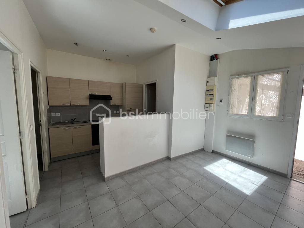 Immeuble mixte de 140 m² - Image_Fiche_1093_11892.jpg