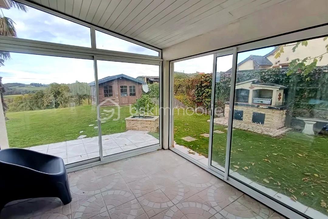 Maison de 150 m² - hoqi-af2876a20f0c4c54a41670ced082a3d3.jpg