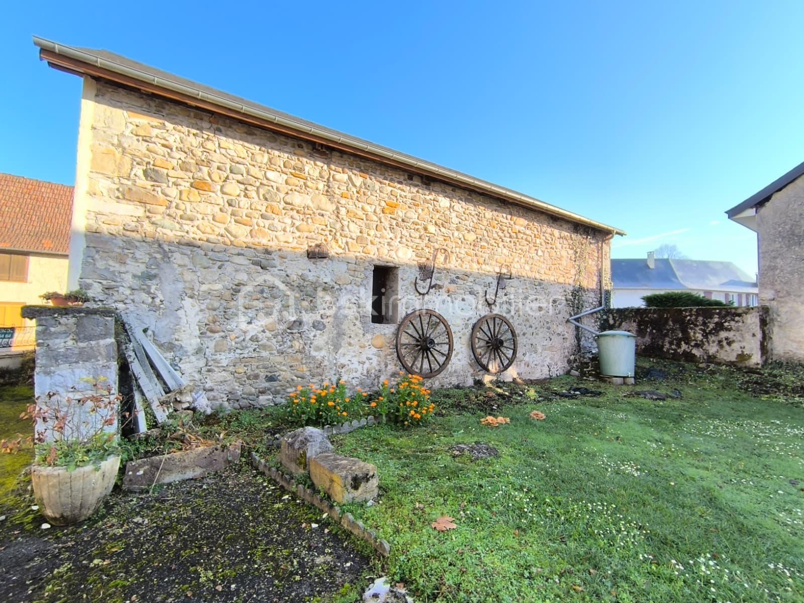 Propriete de 172 m² - 42c5a6d4-7b4f-47b9-9eb2-f2502c2f9de5.jpeg