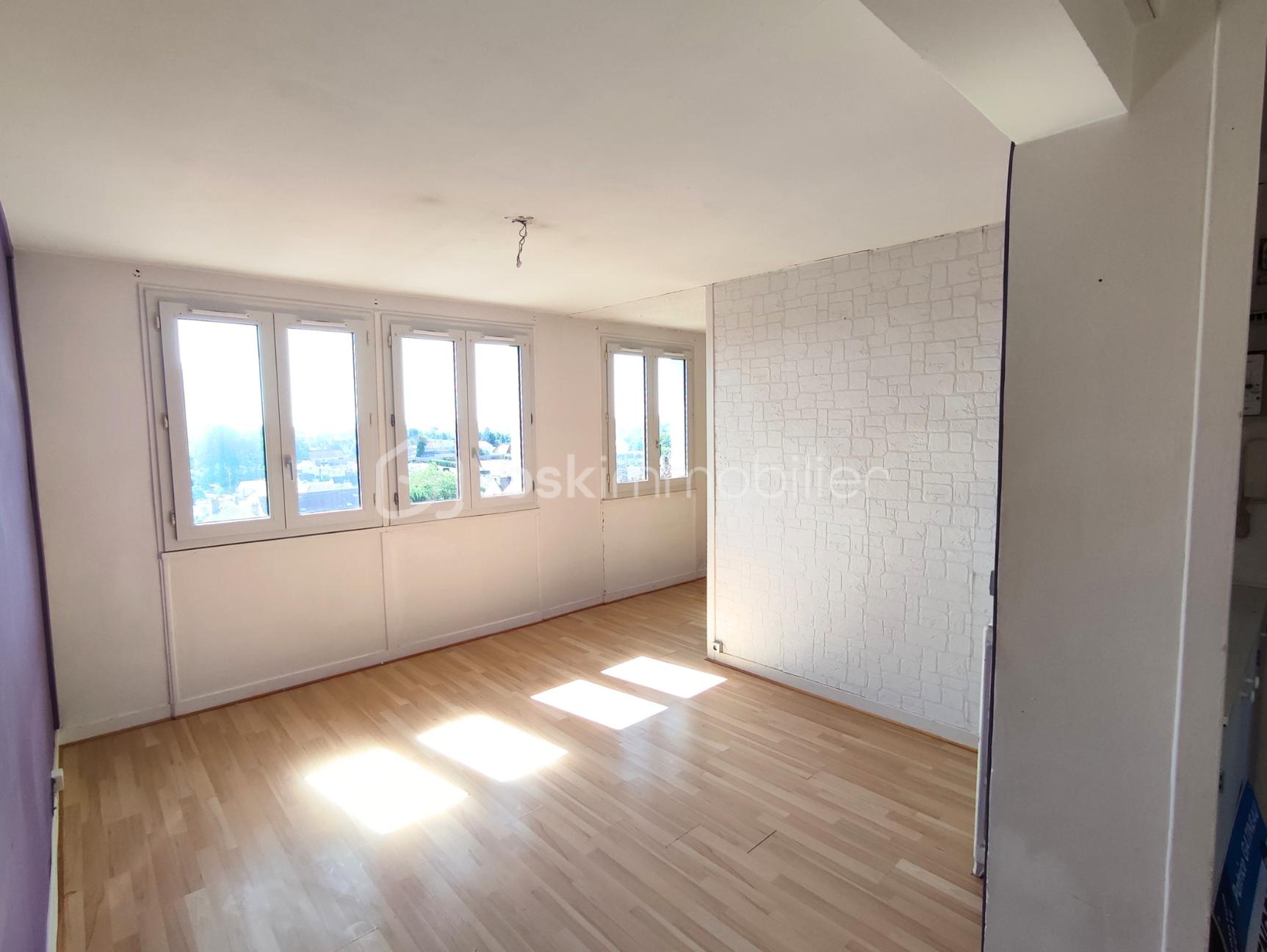 Appartement 2 pièces 58 m² · à Beauvais · 58 m² · 75 000 €