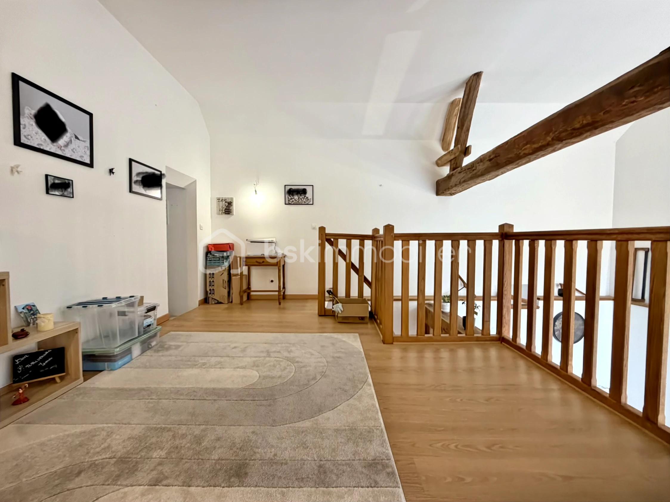 Maison de 180 m² - liloo-downloaderlj0eoC