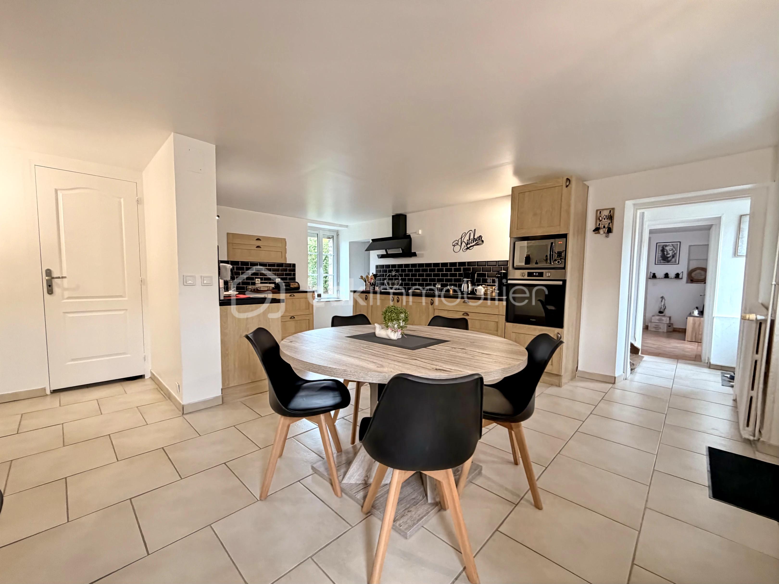 Maison de 180 m² - liloo-downloader0j5zvK