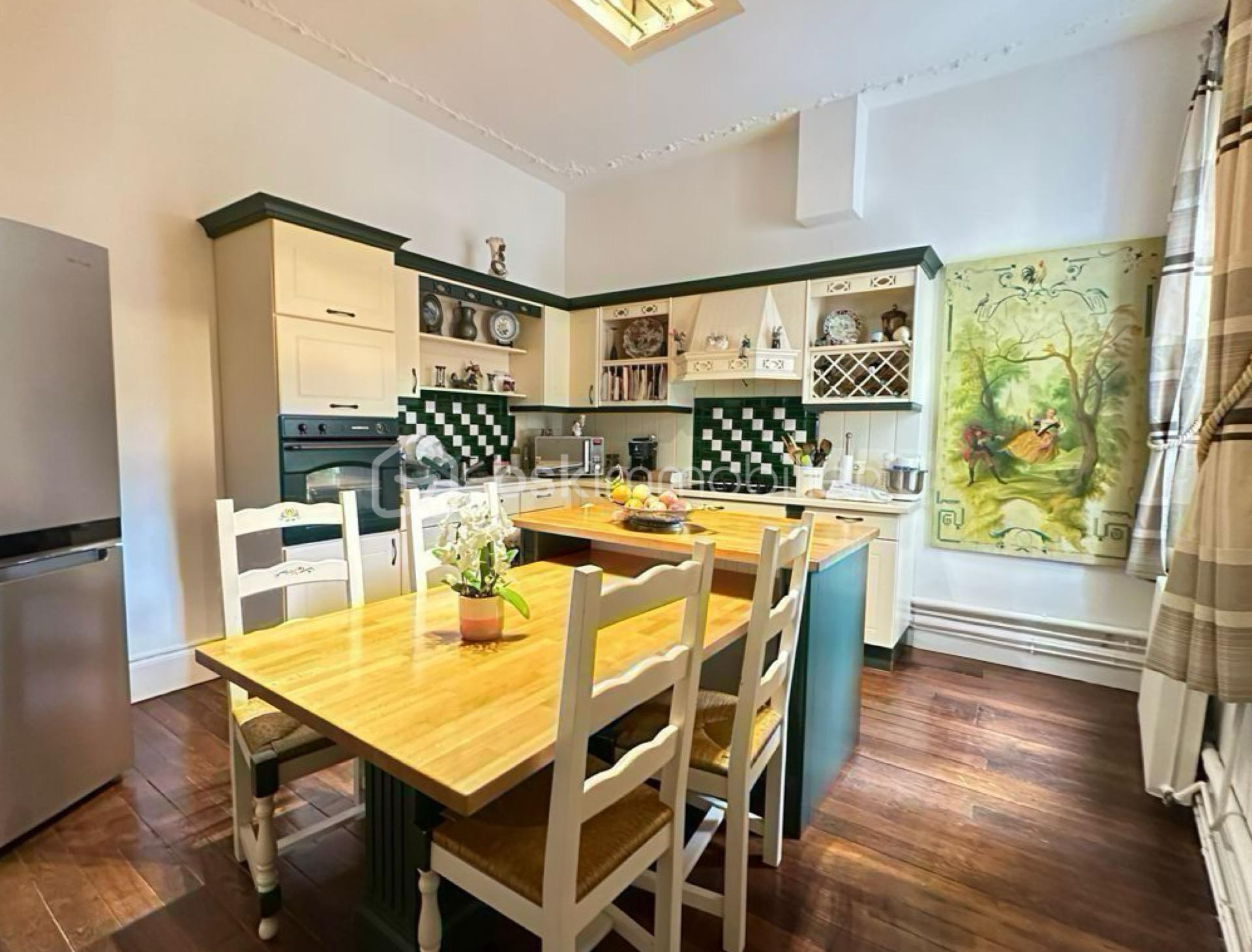 Appartement de 176,83 m²