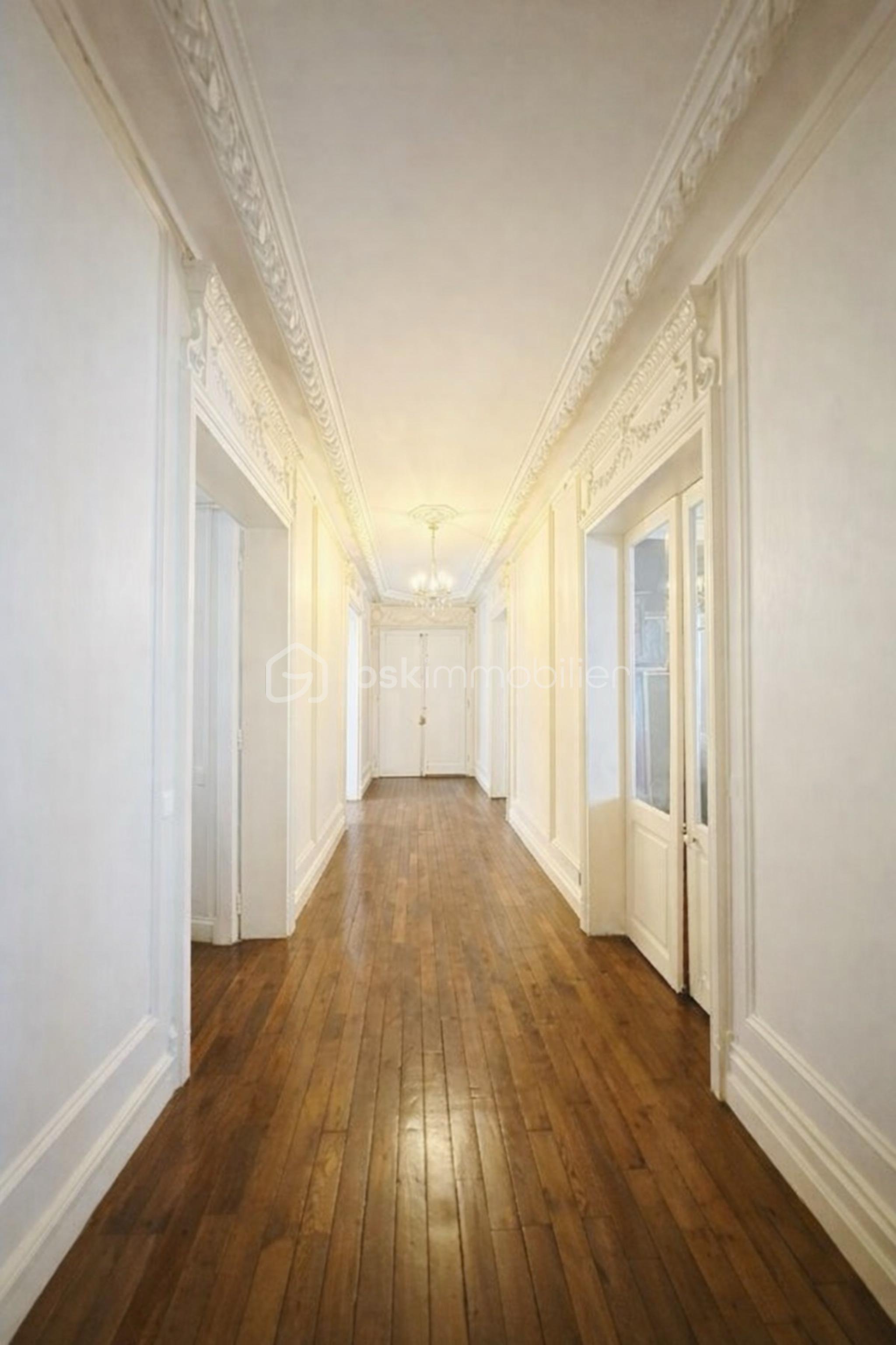 Appartement de 176,83 m² - Couloir 2.png