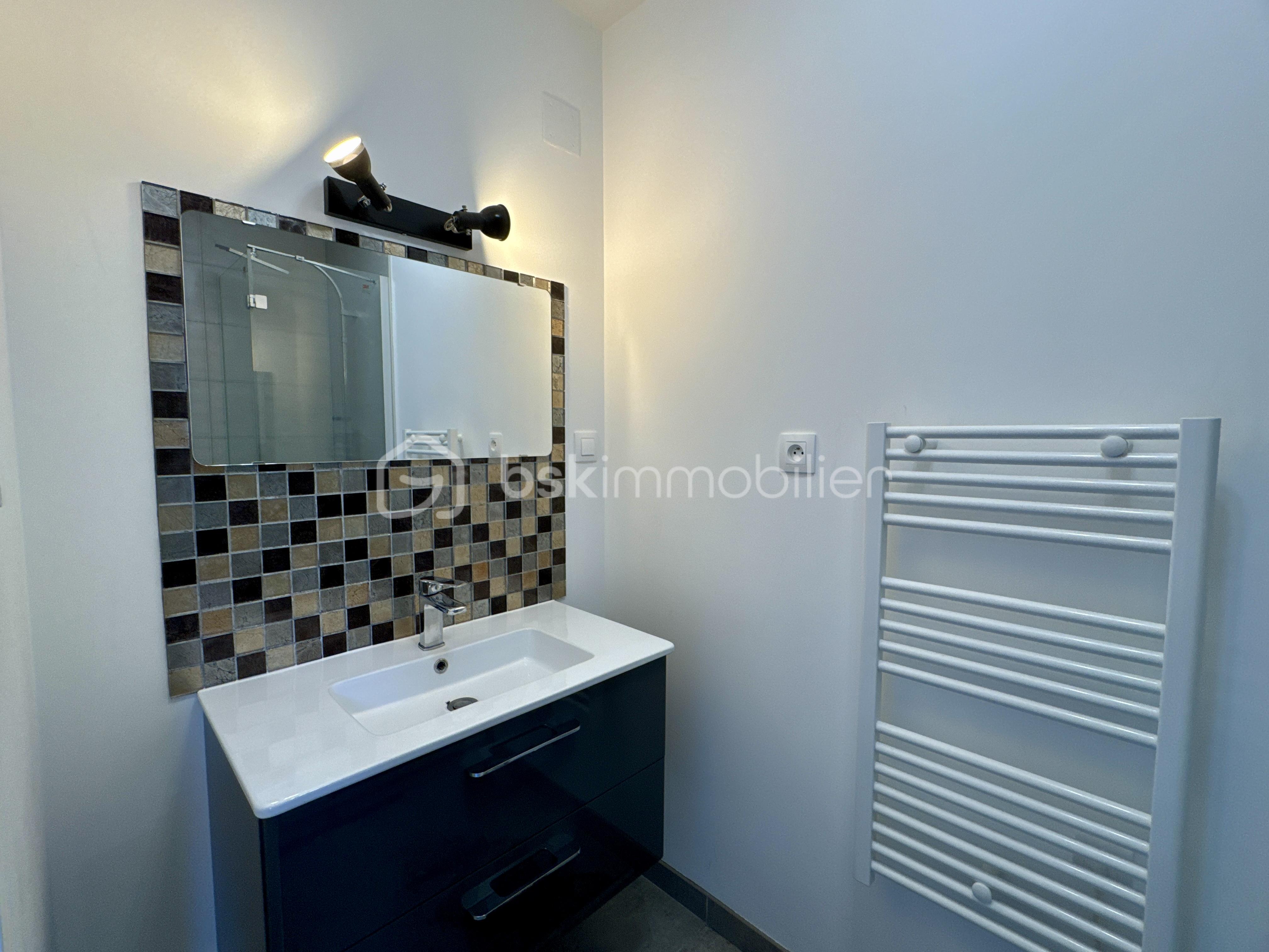 Maison traditionnelle de 97 m² - DJI_20250803_193042_224.jpg
