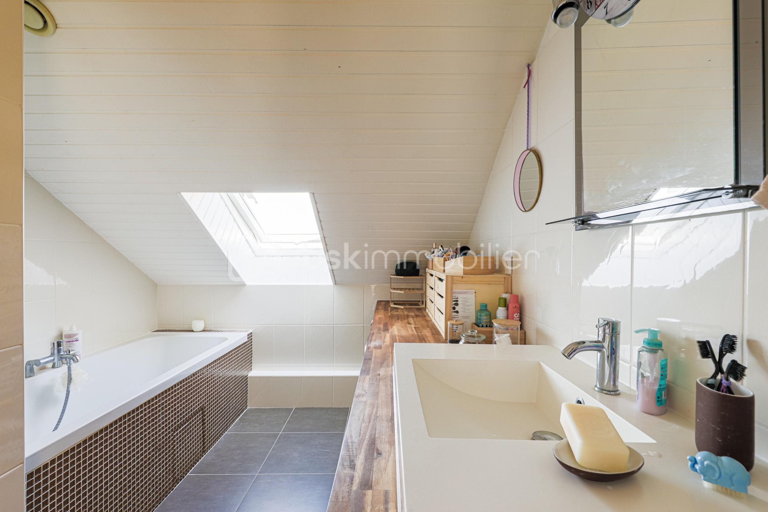 12_Varces_Salle_de_Bains.jpg