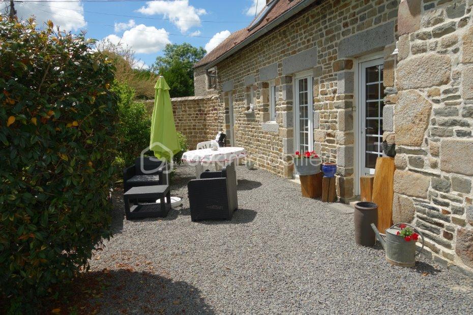 Maison longere de 162 m² - BAZIN SALON DE JARDIN.jpg