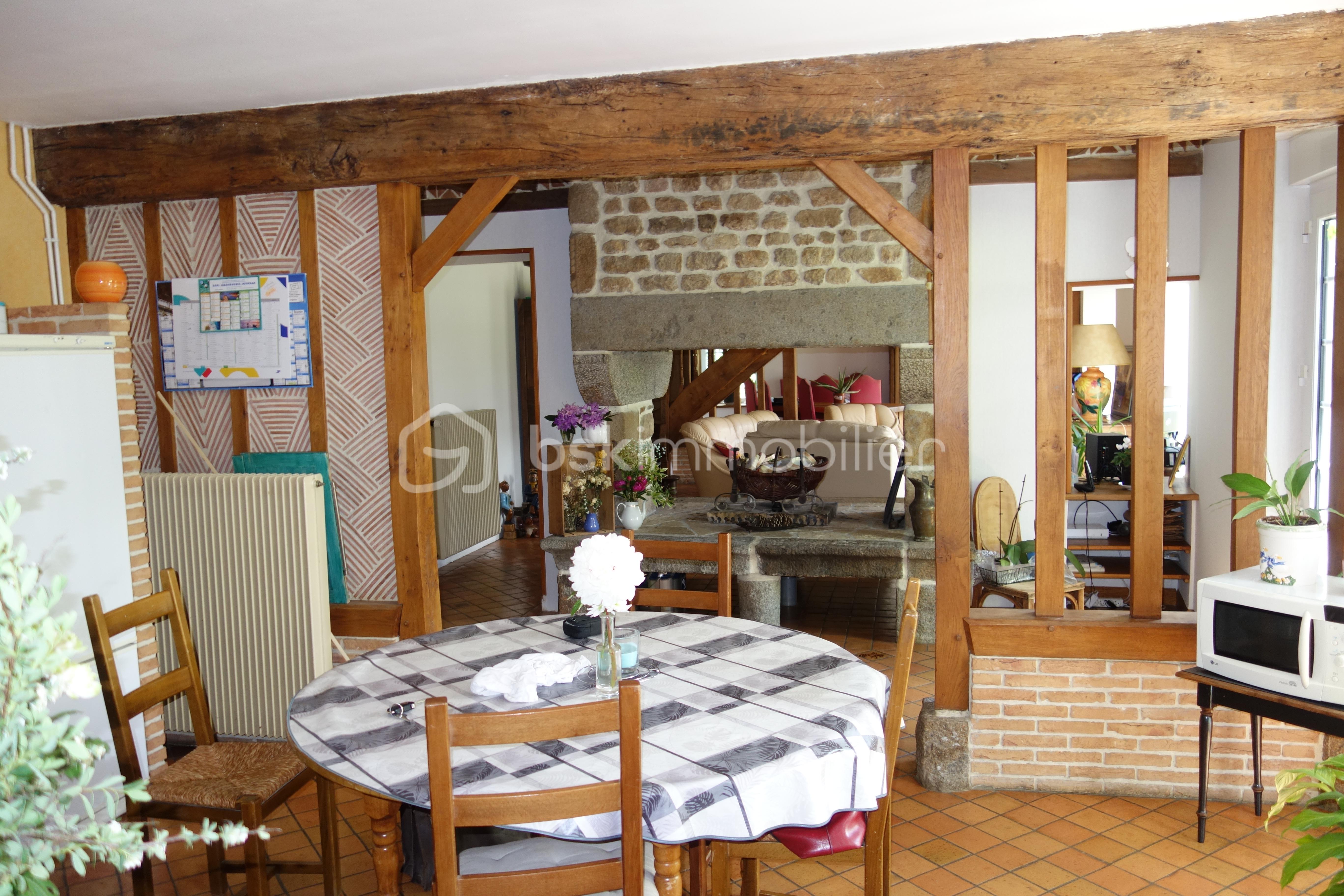Maison longere de 162 m² - BAZIN CUISINE VERS ENTREE.JPG