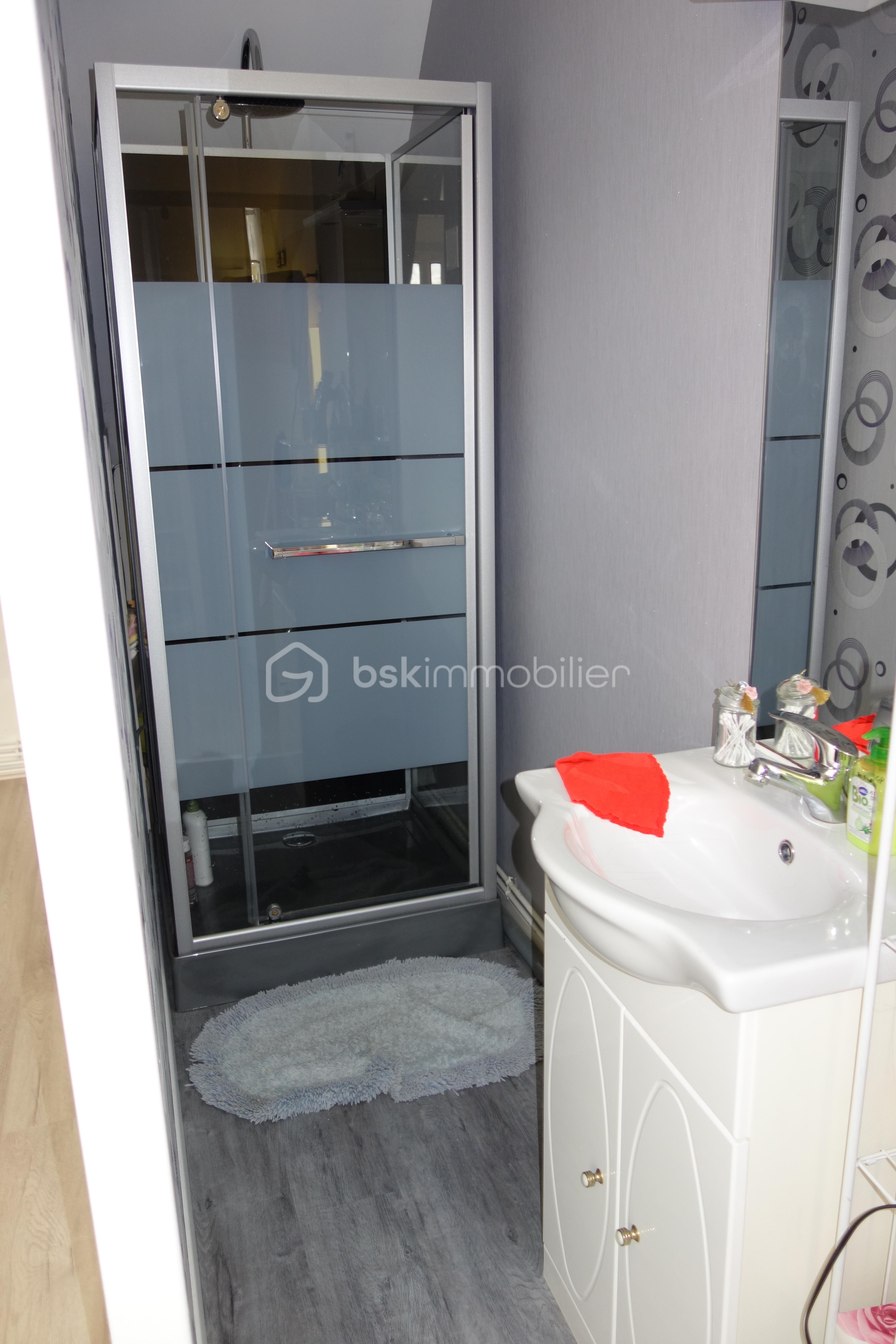 Maison longere de 162 m² - BAZIN SALLE D'EAU PRIVATIVE ETAGE.JPG