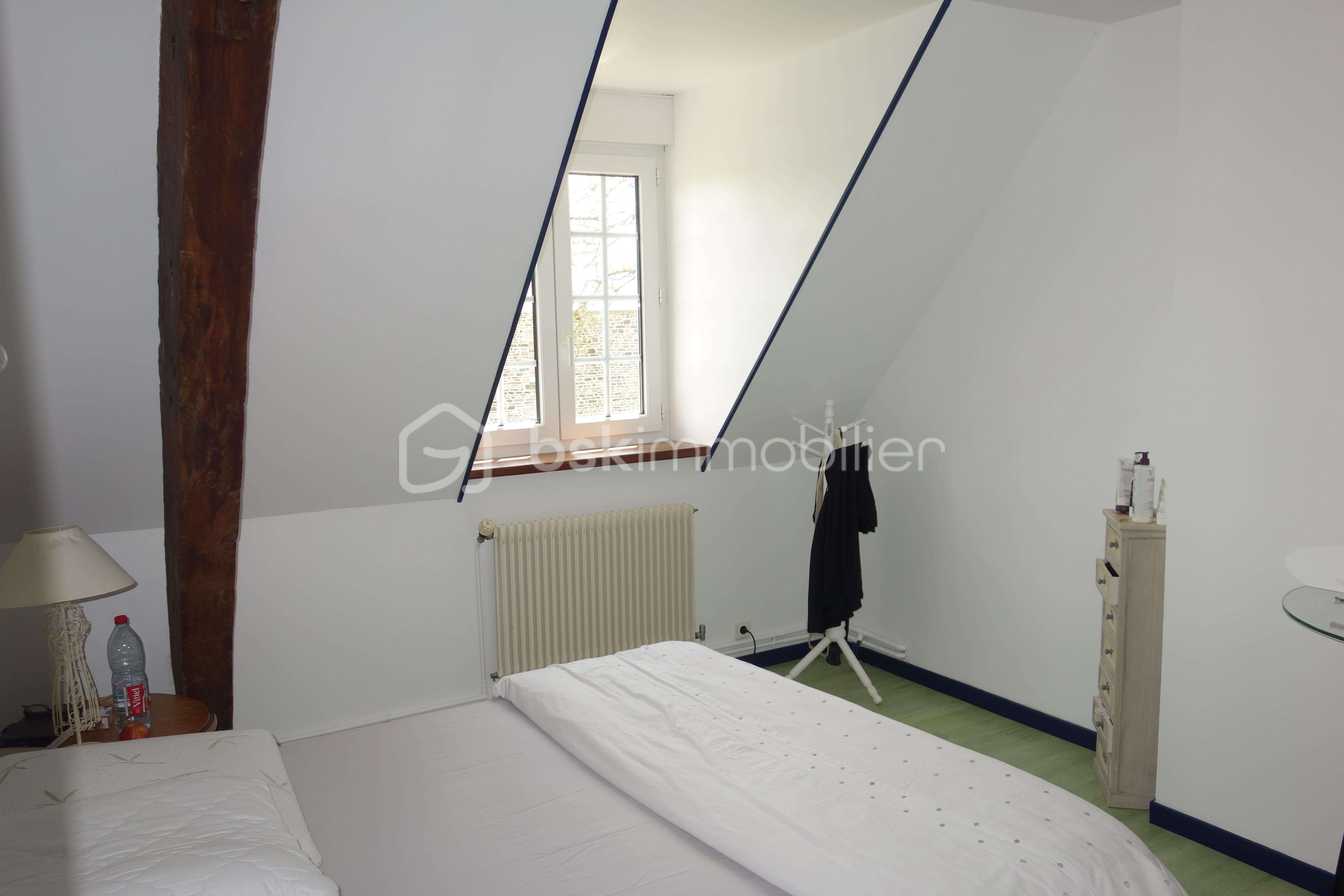 Maison longere de 162 m² - BAZIN CHAMBRE 1.JPG