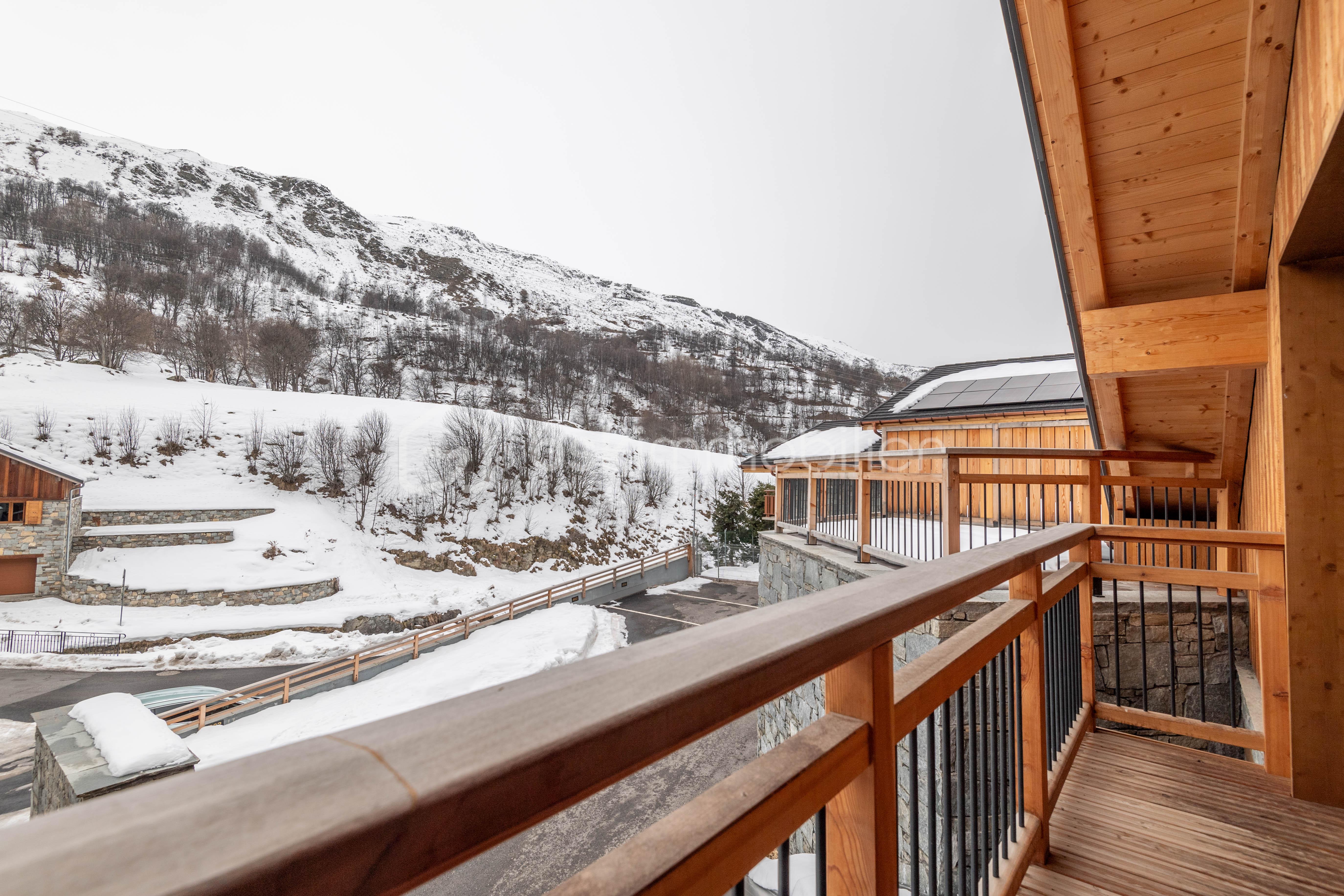 Duplex de 179 m² - BSK-Chalet1-Bettaix©KaptureBD-10.jpg