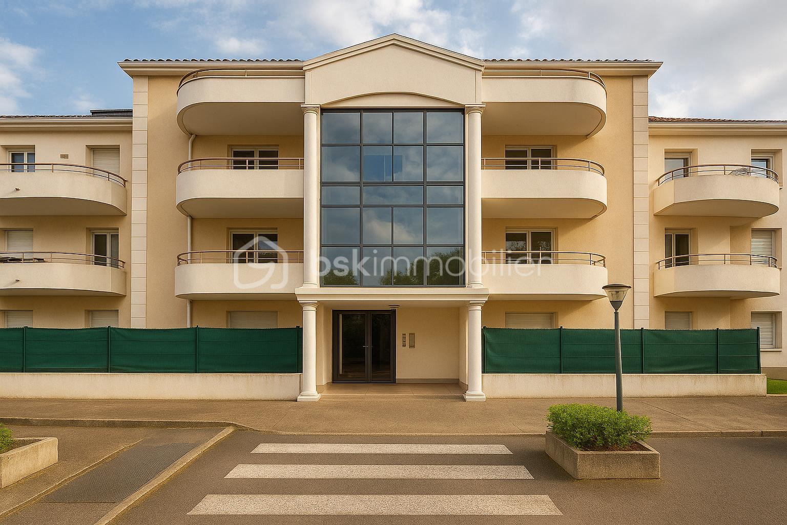 Parking de 15 m² - de966a3e-c1e9-4d80-8862-ae5f00767f14.png