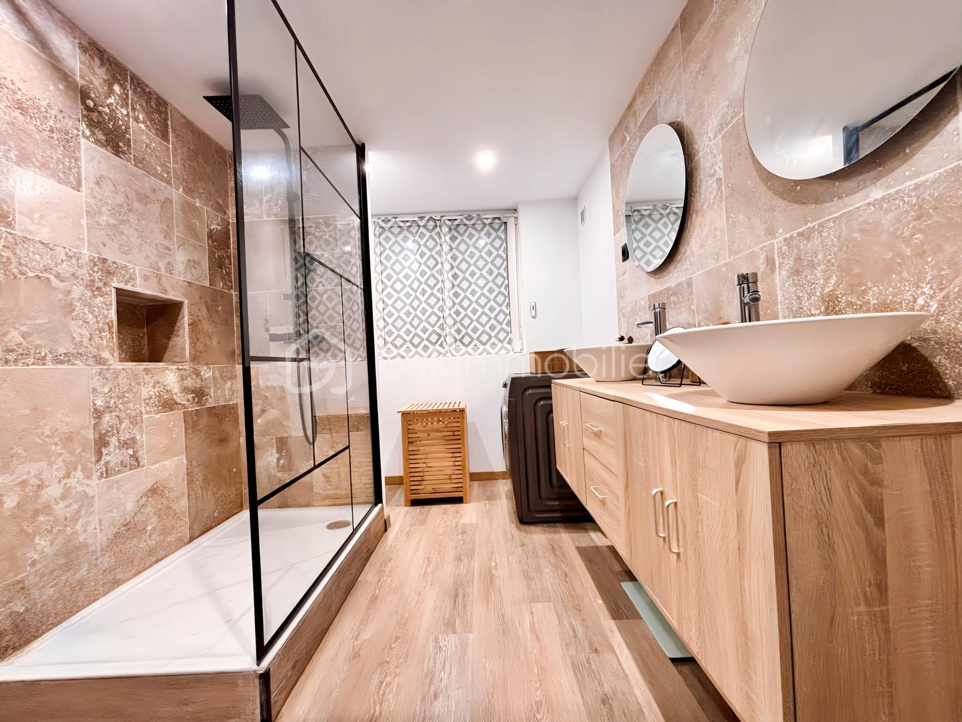 Maison de ville de 100 m² - thumbnail_IMG_2816.jpg