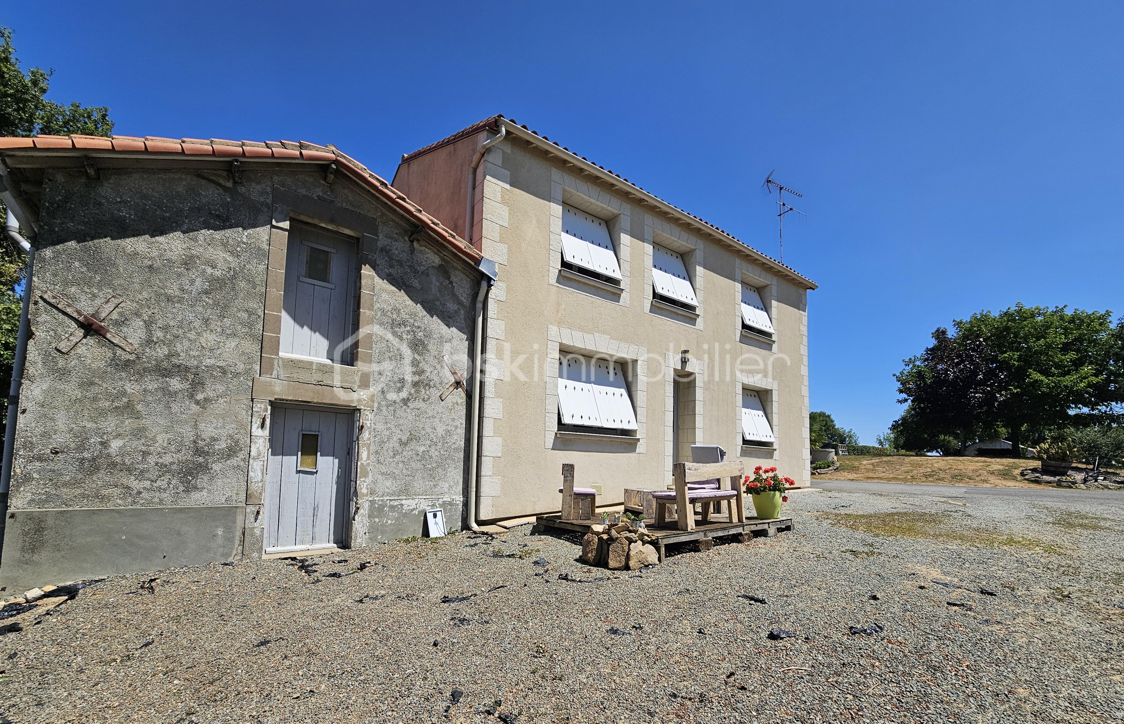 Maison de village de 143 m² - jarriau cedric 1.jpg