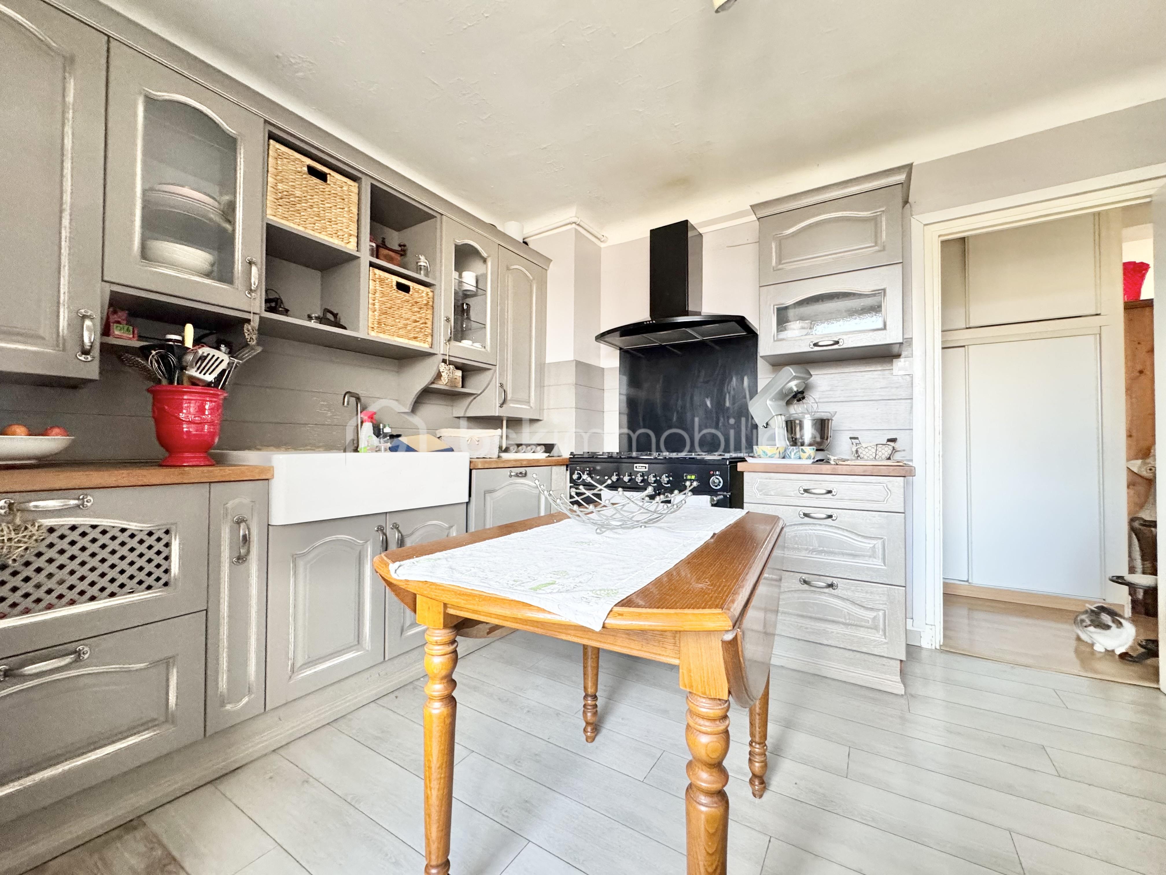 Appartement de 70 m² - bRyZ8AkQTLgE8eEBBgw96PjtVi65DFFvLZk08DEl.jpg