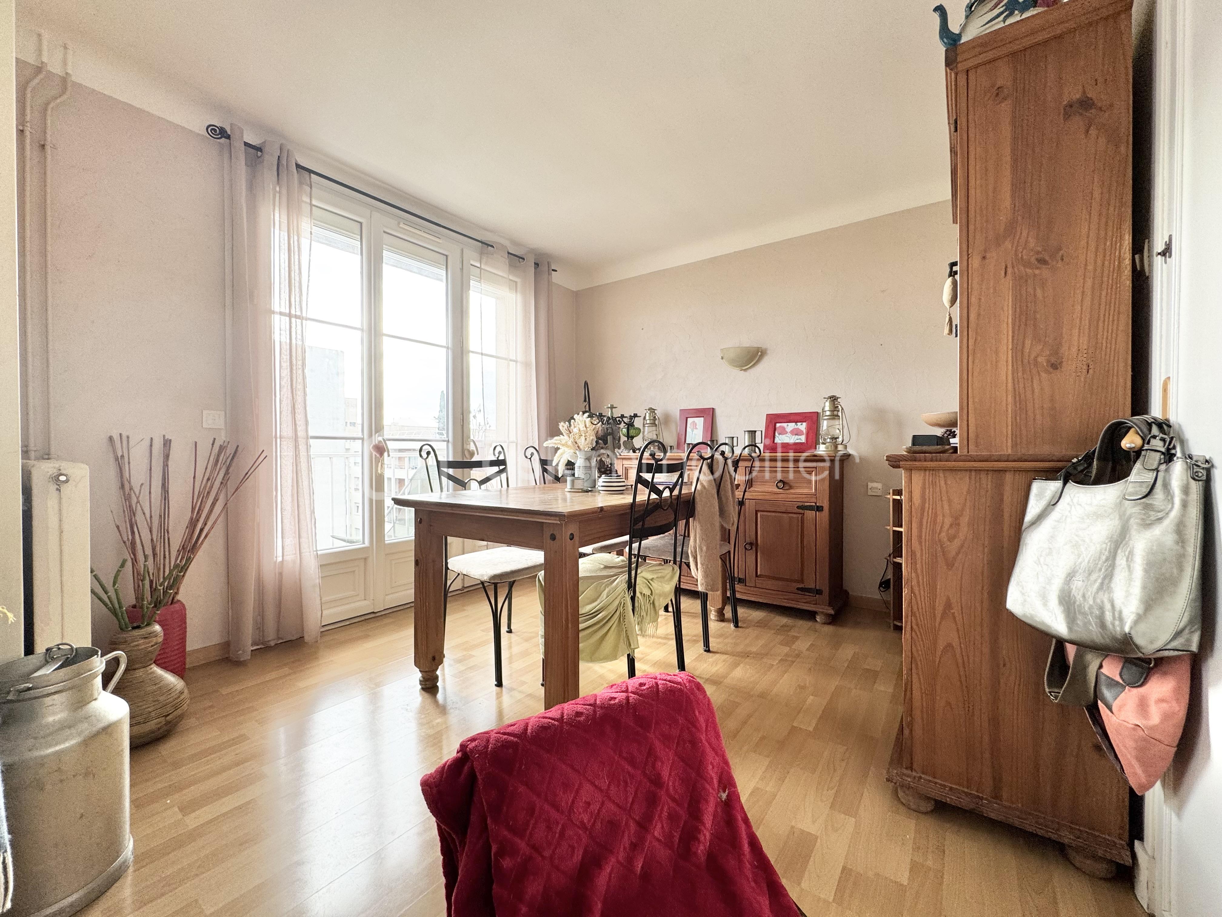 Appartement de 70 m² - 0BbNXDC9tGtvQnRJBvLe7EPGY5UaZK5DVYgRqsRi.jpg