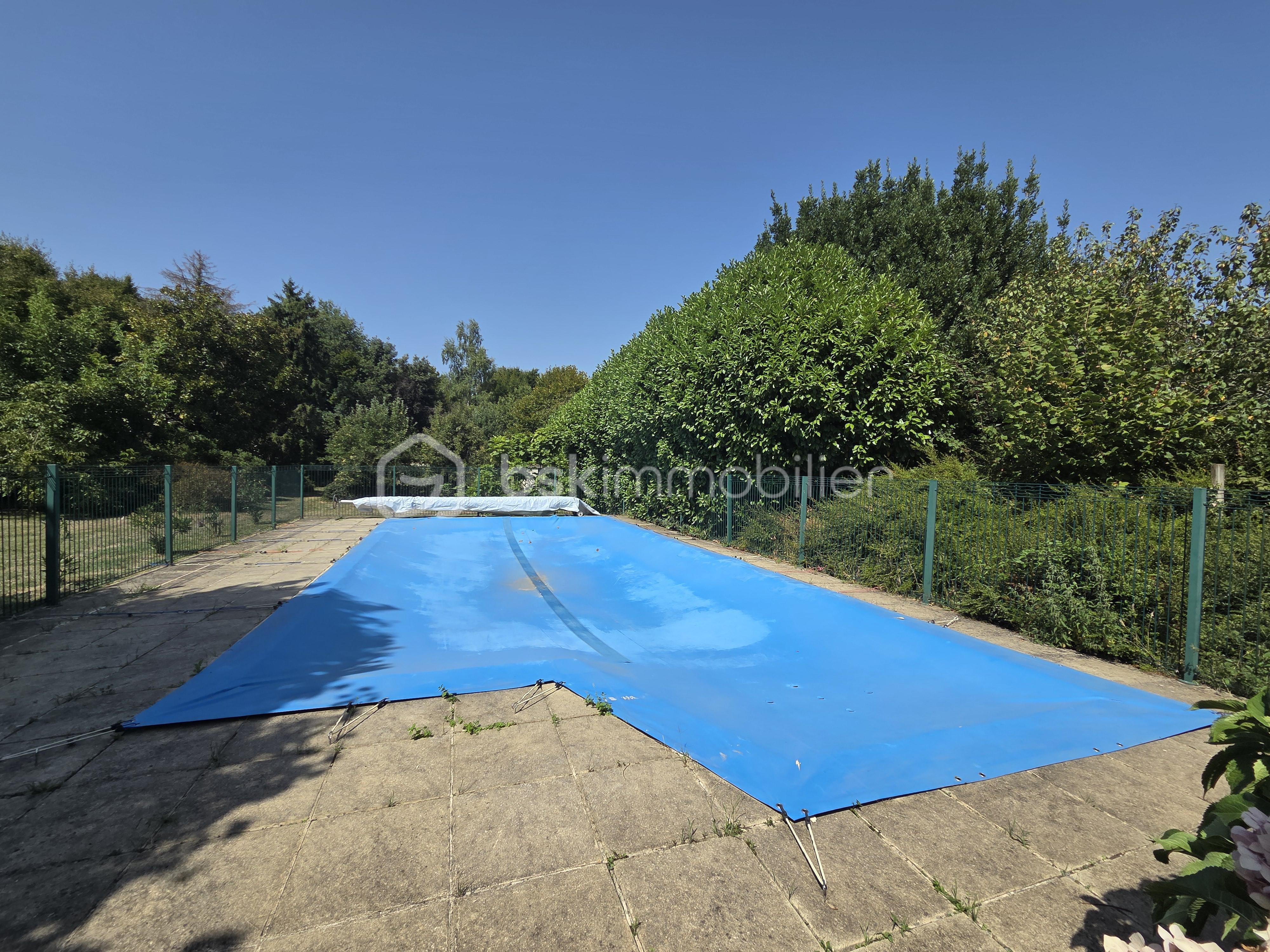 Maison ancienne de 220 m² - piscine.jpg