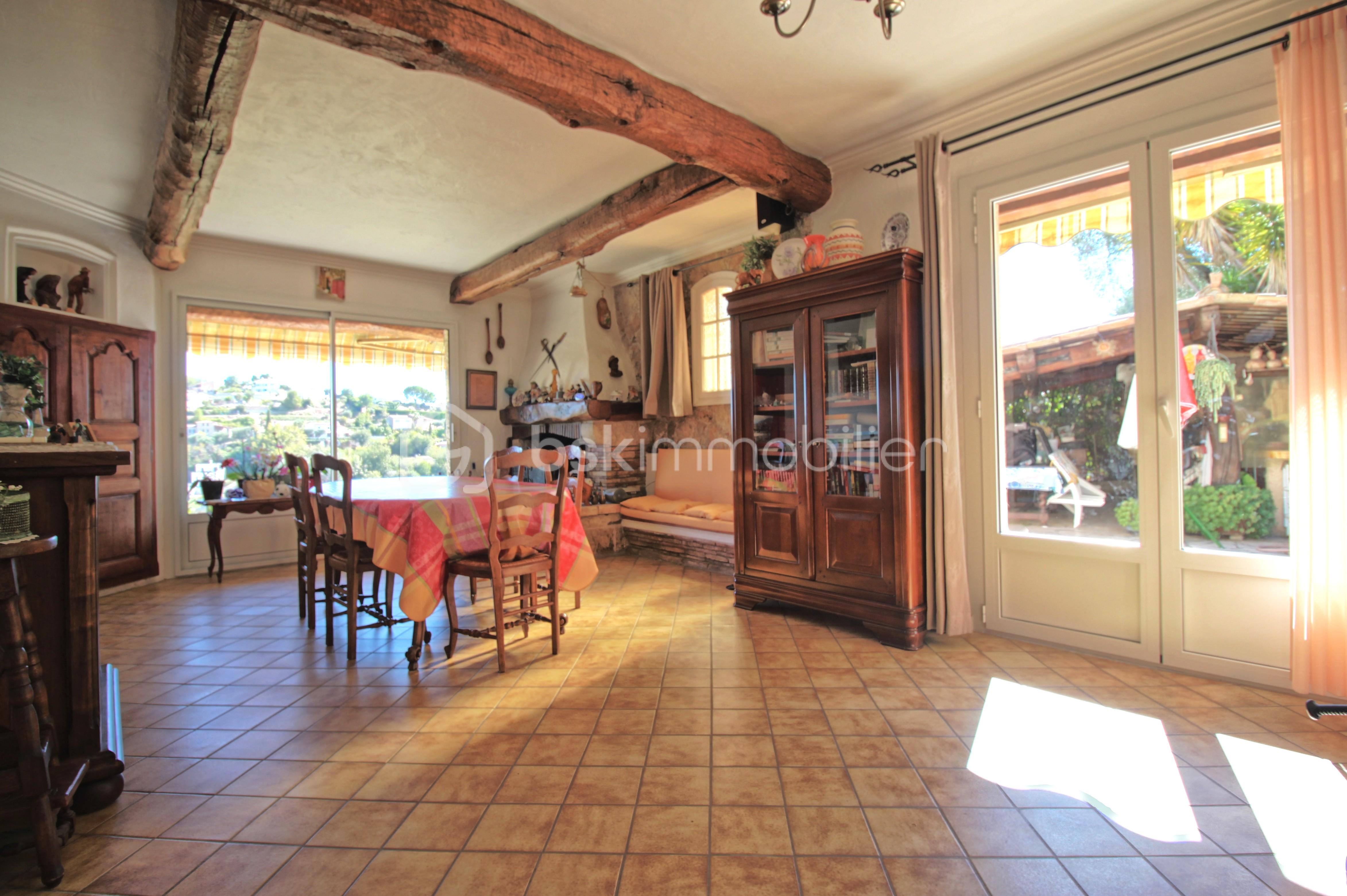 Maison de 94 m² - sejour.jpg