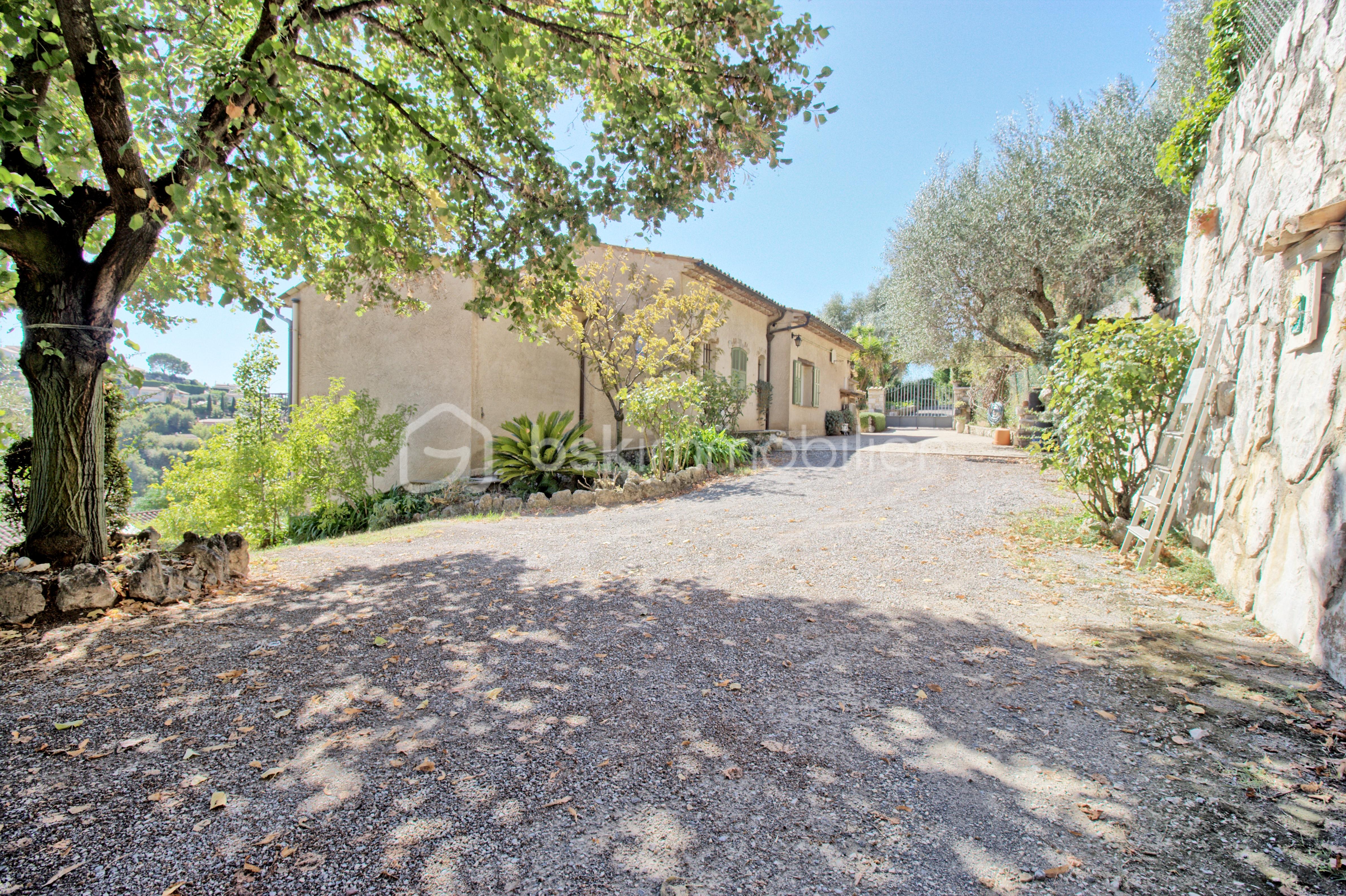 Maison de 94 m² - exterieur.jpg