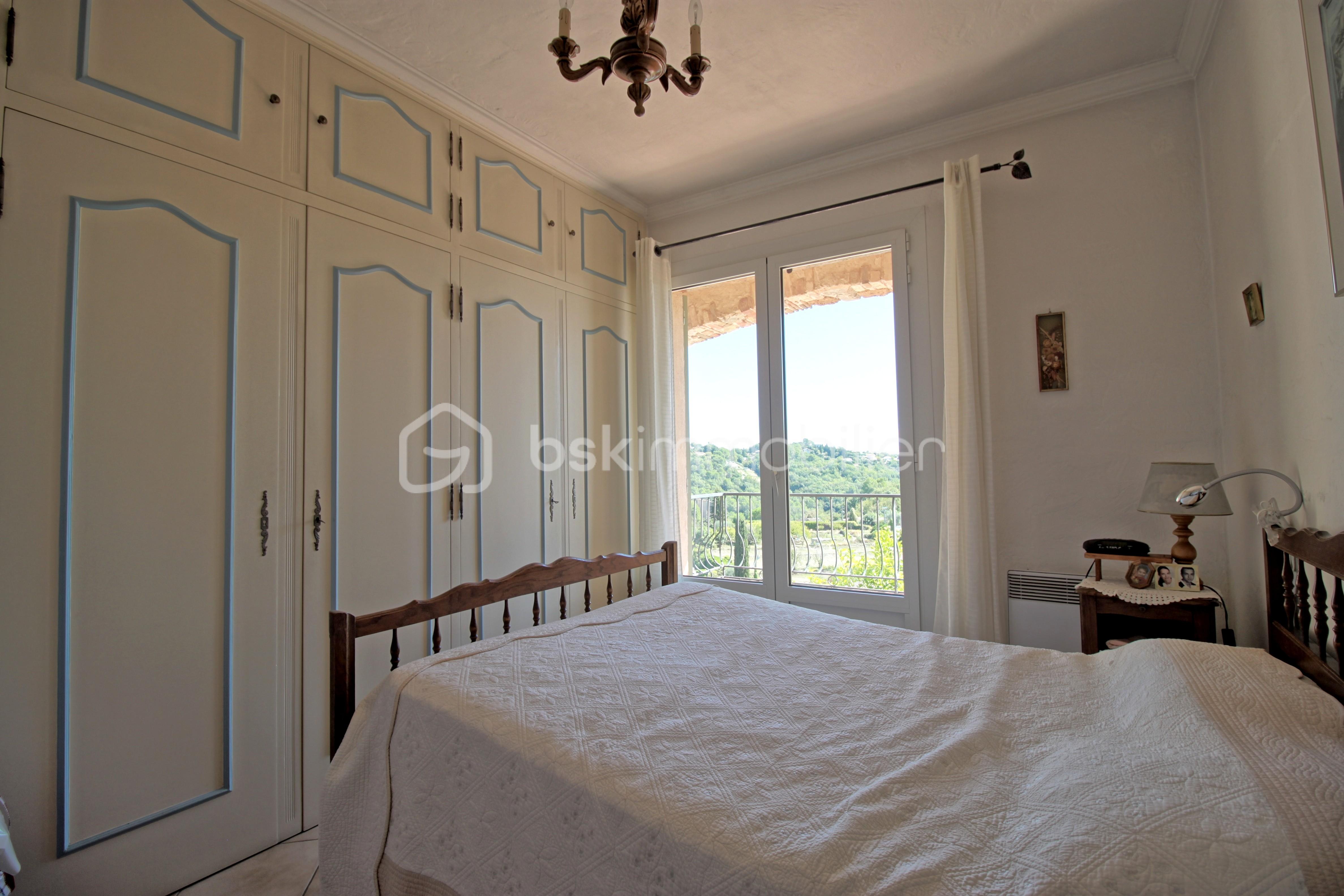 Maison de 94 m² - chambre.jpg