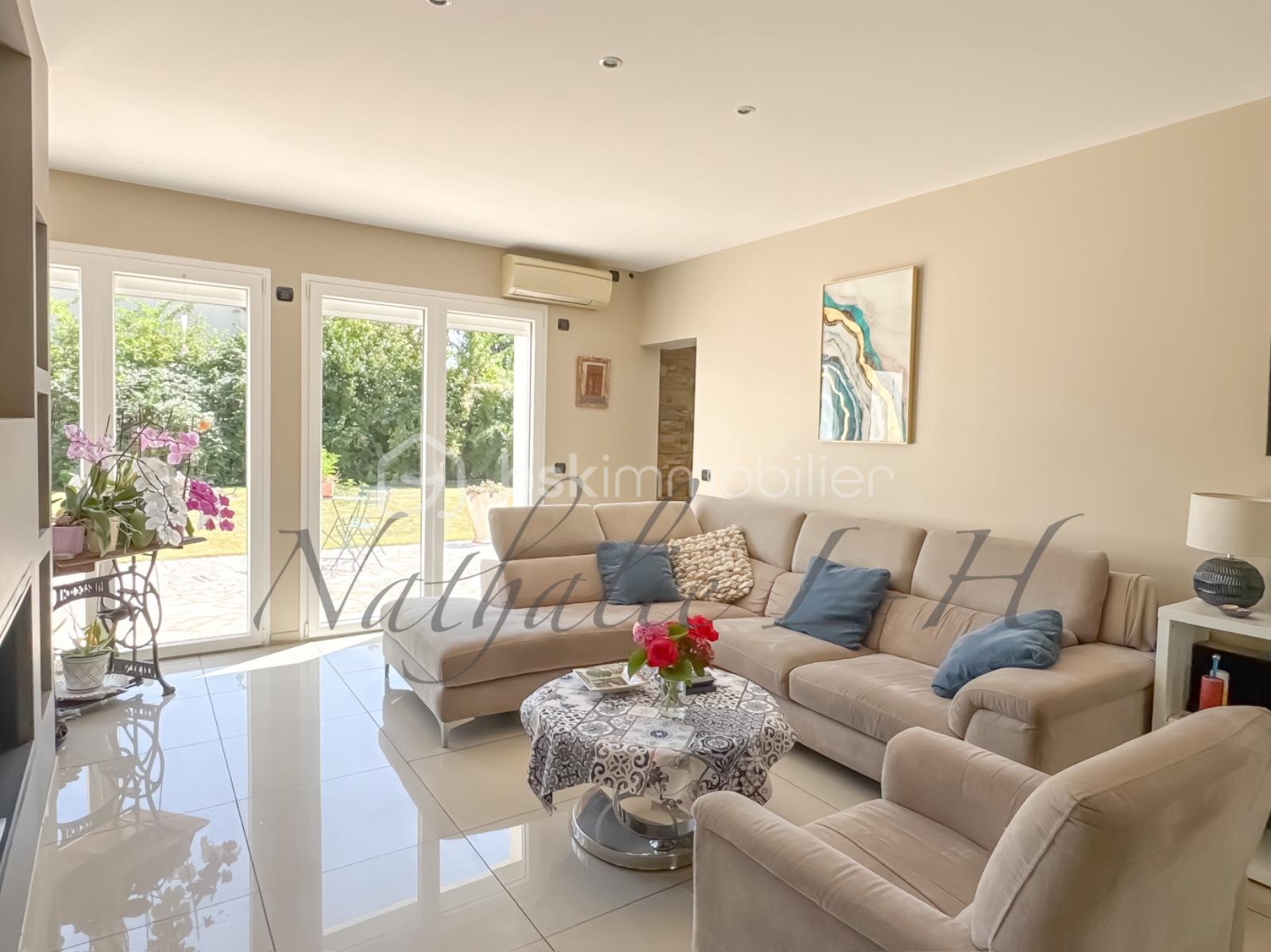 Maison de 224 m² - IMG-20250811-WA0037.jpg