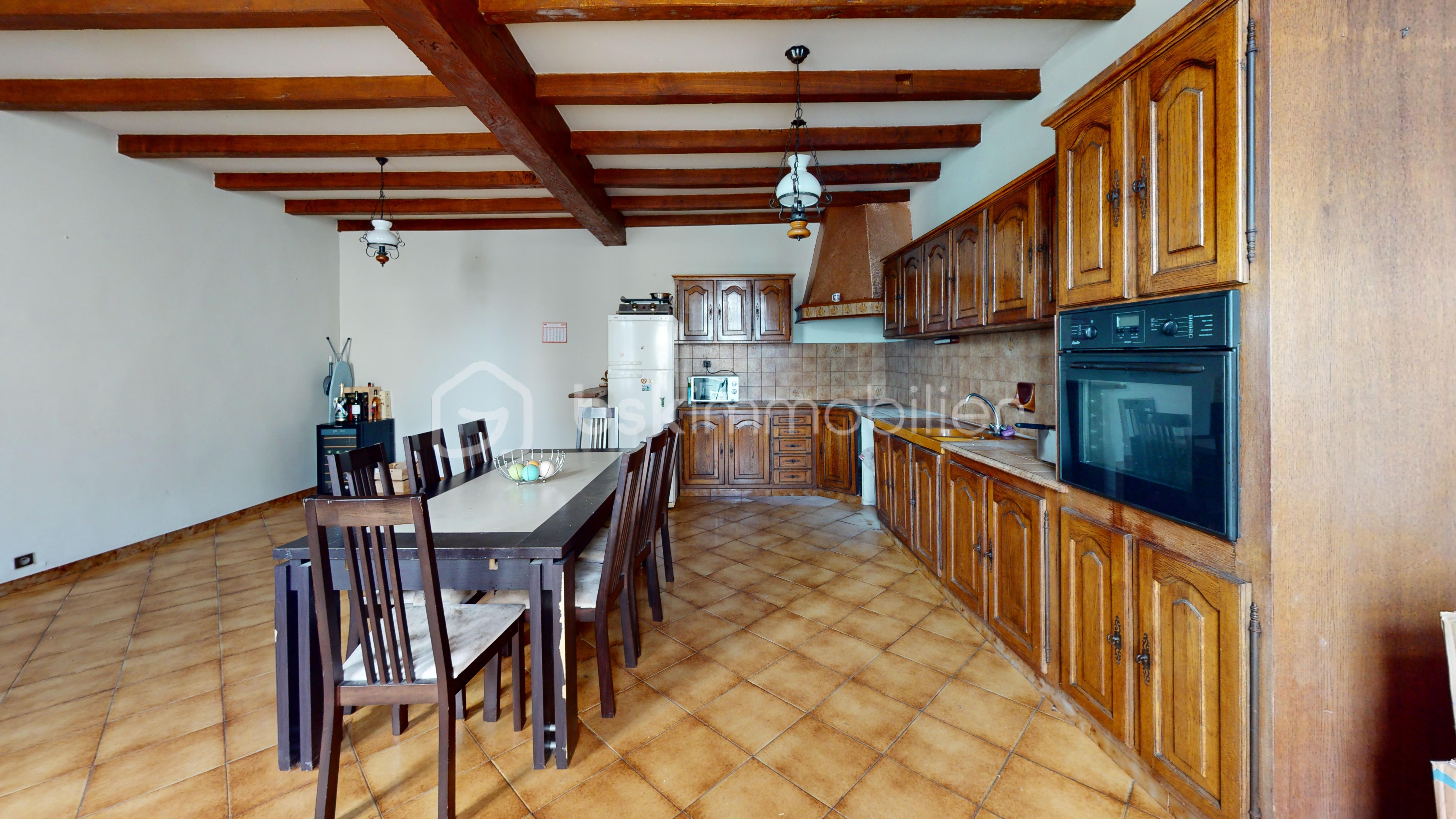 Maison de 180 m² - Maison-Jarnac-Kitchen.jpg