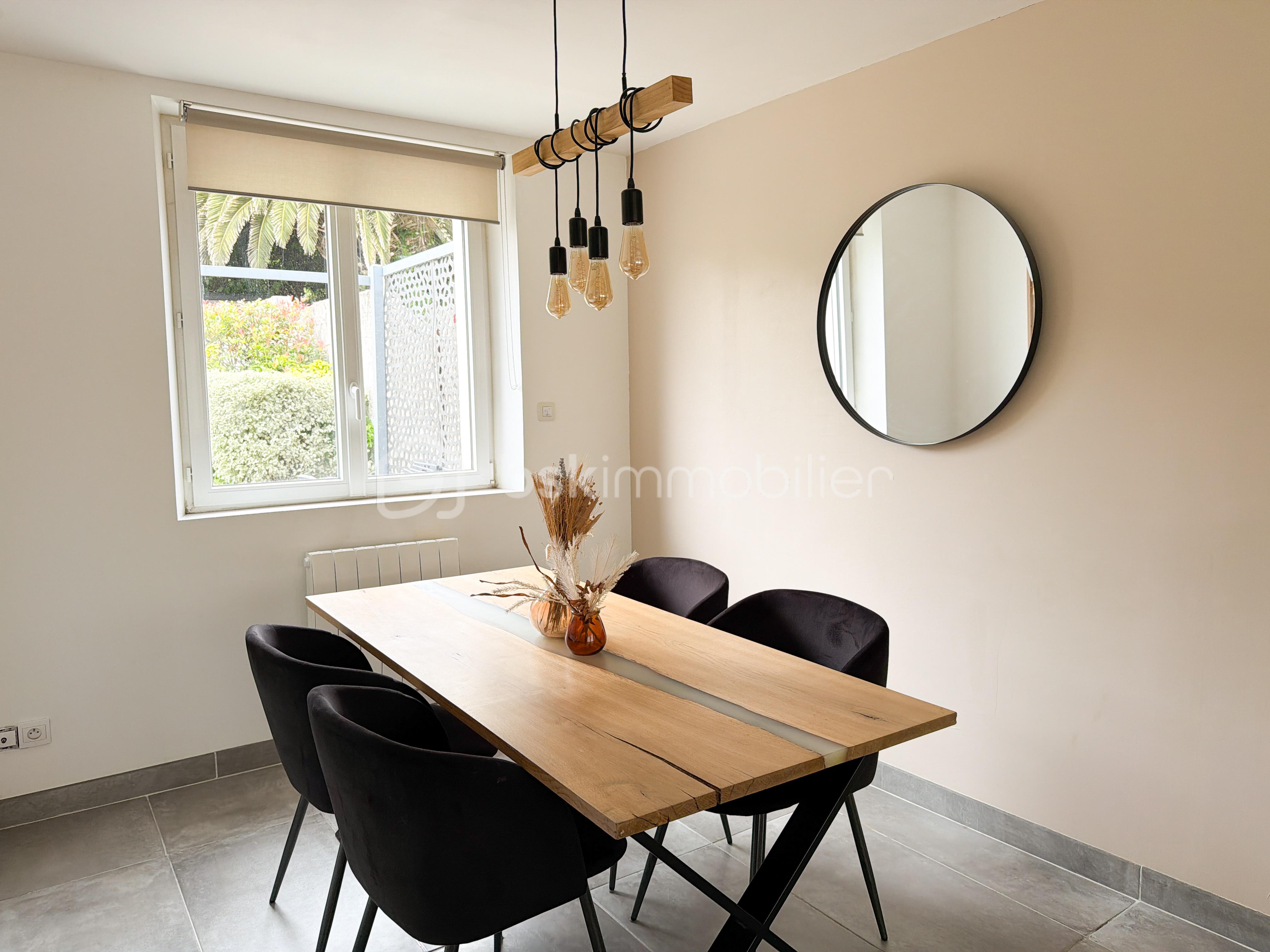 salle a manger.JPG