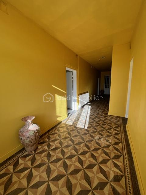 Immeuble de 828 m² - IMG_7957(1).jpg