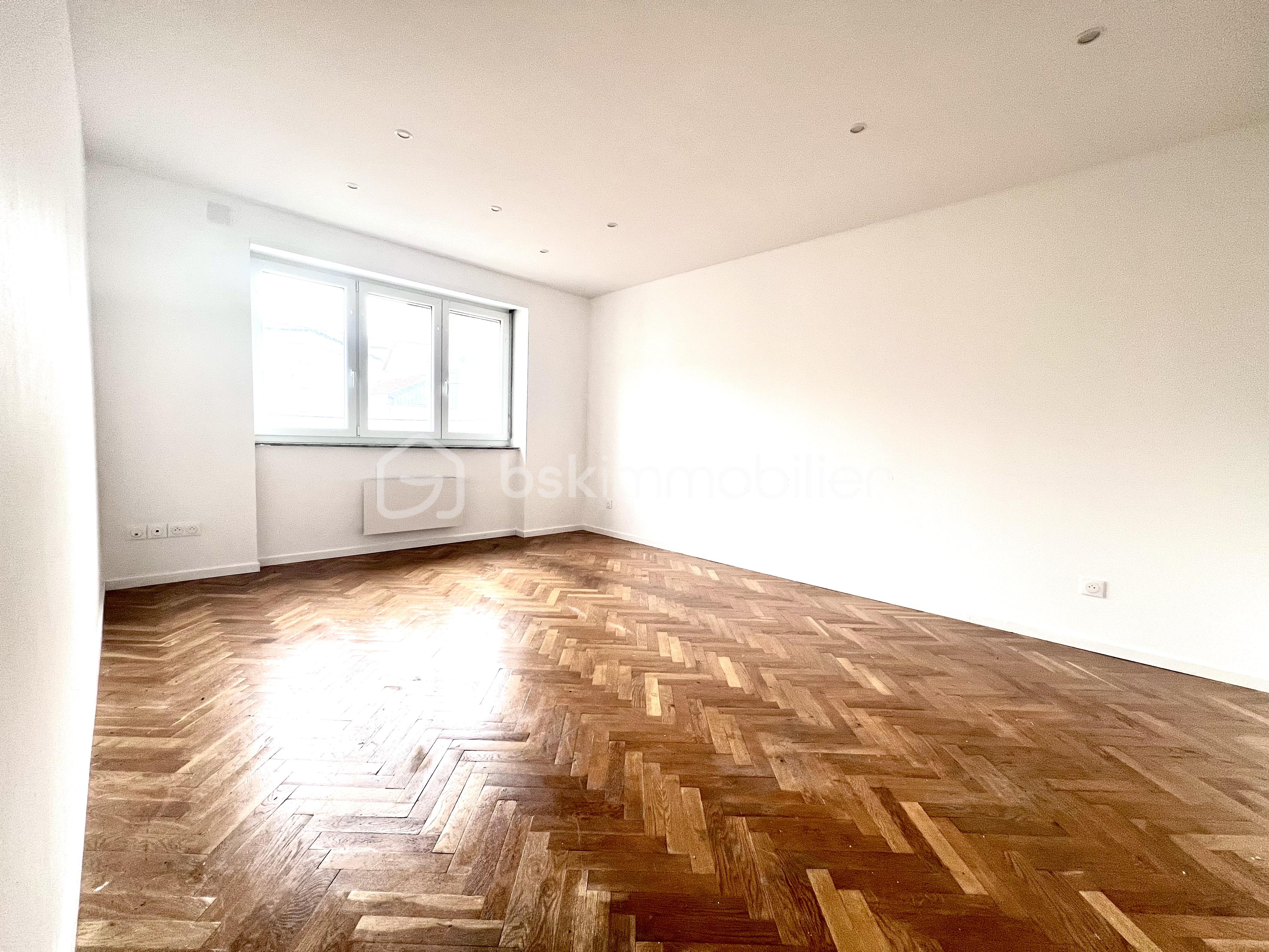 Appartement de 60 m² - salon sejour.jpg